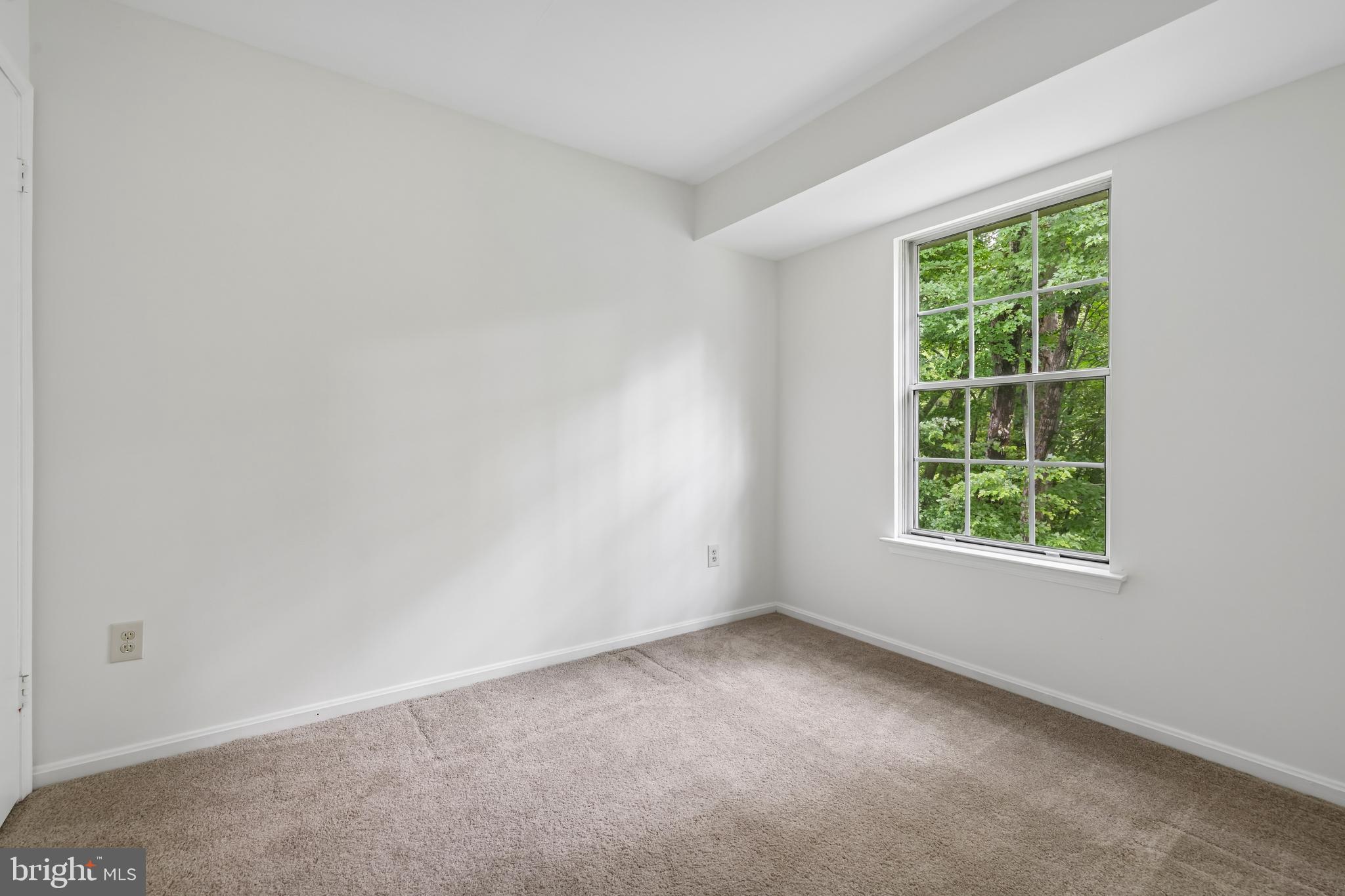 LAKEVIEW - Residential