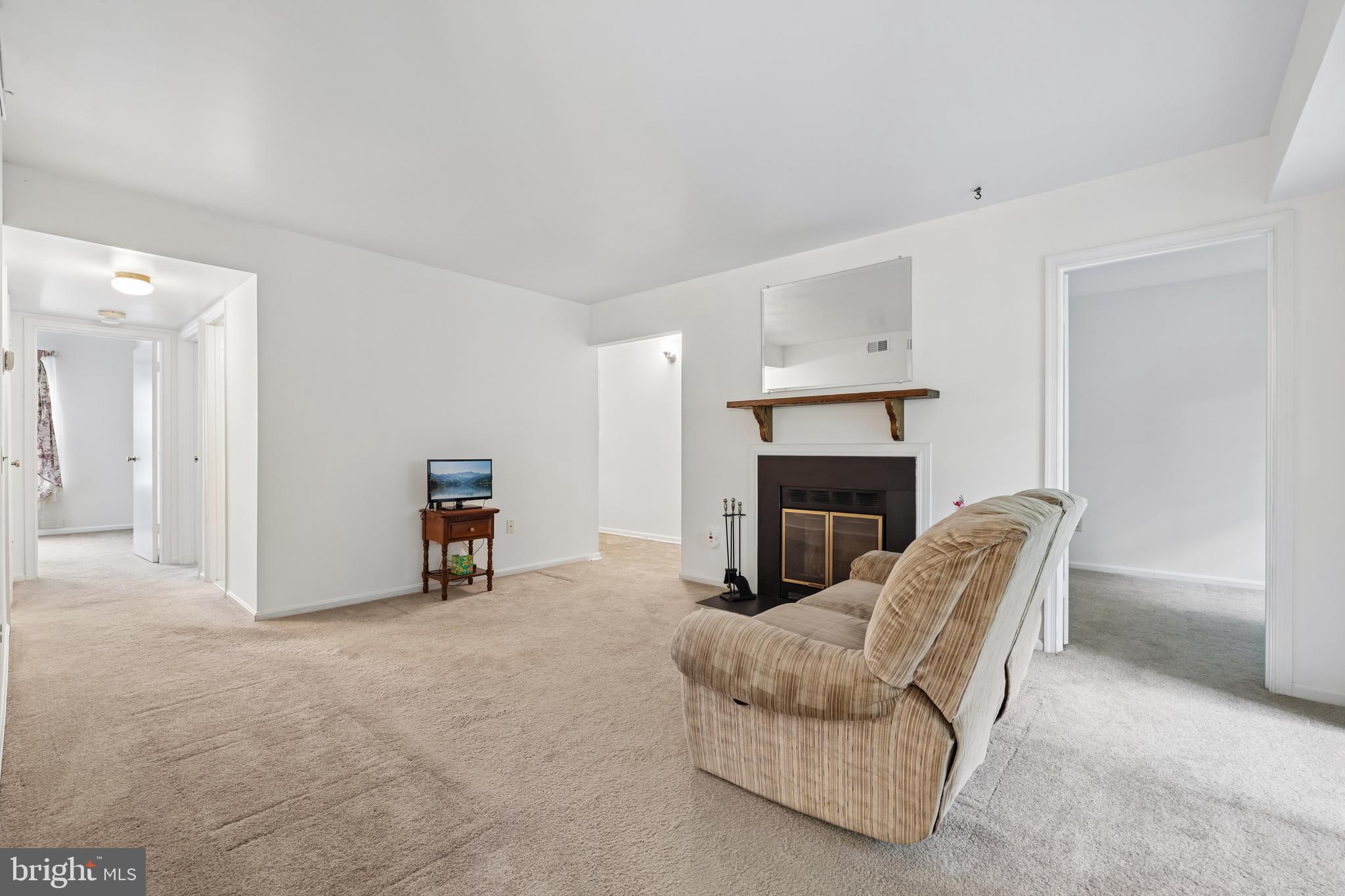 LAKEVIEW - Residential