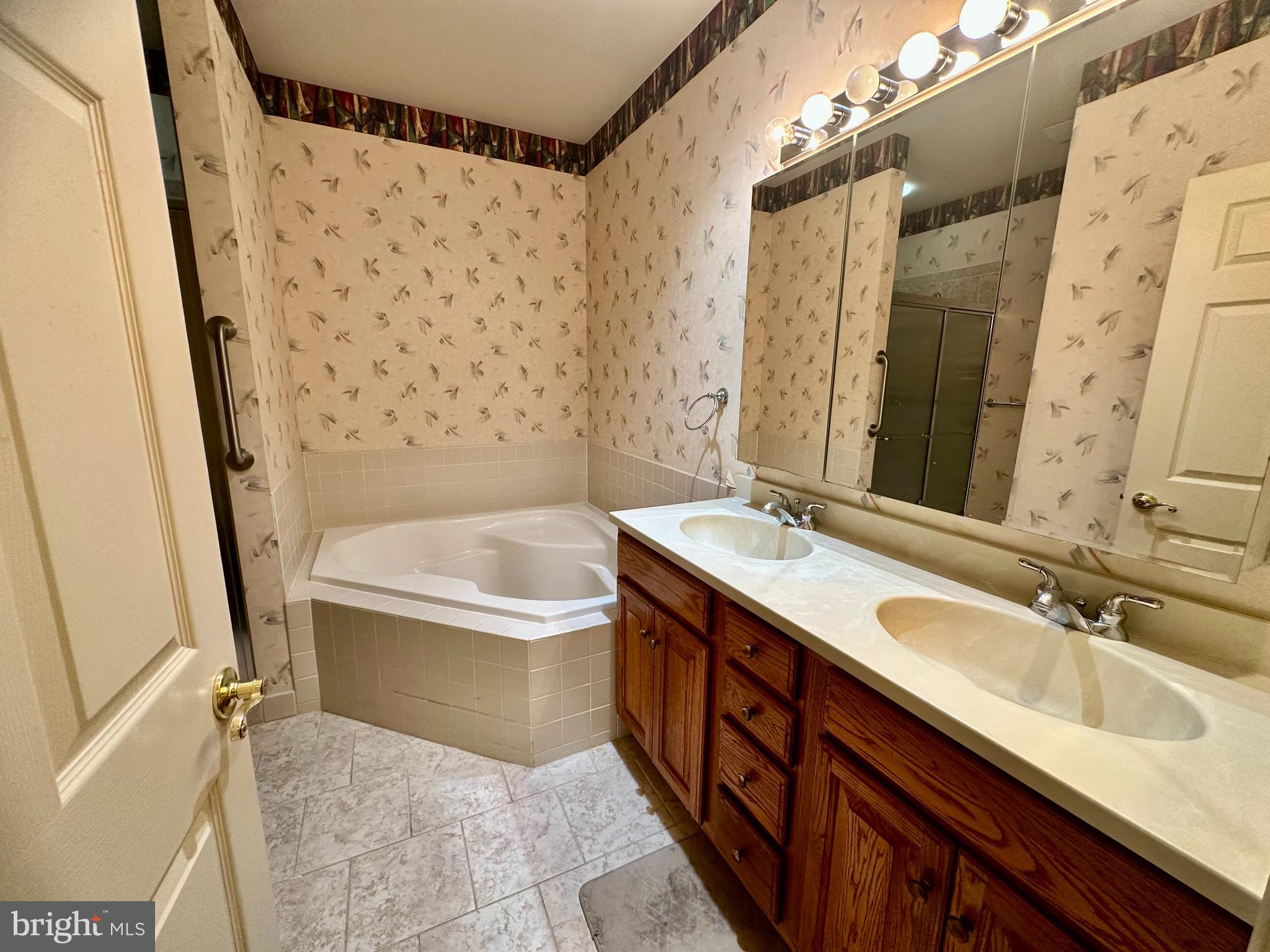 WILD CHERRY KNOLL - Residential