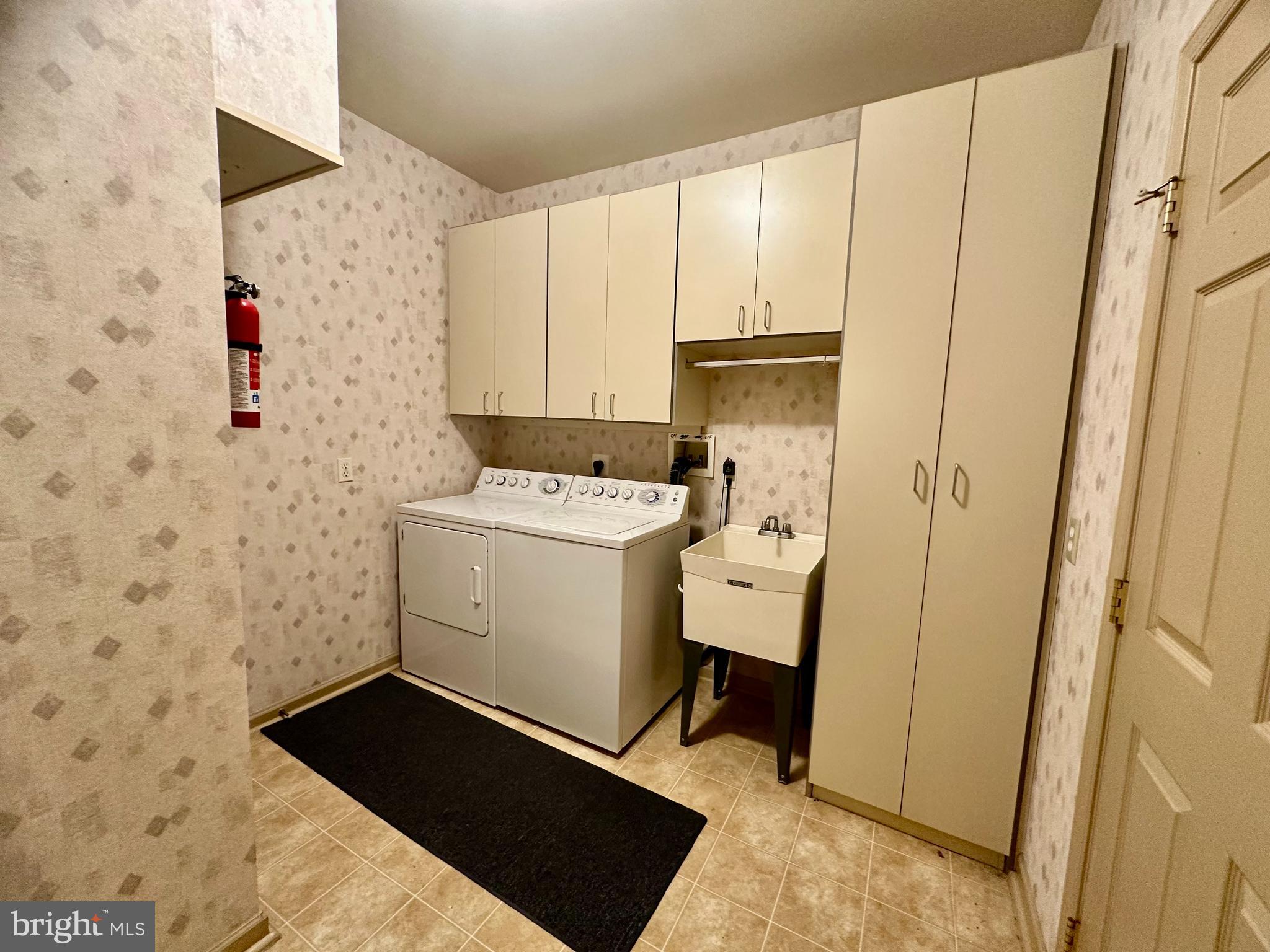 WILD CHERRY KNOLL - Residential