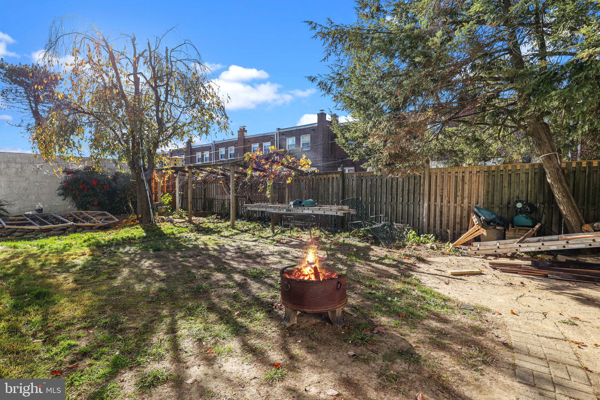 HOLMESBURG - Residential