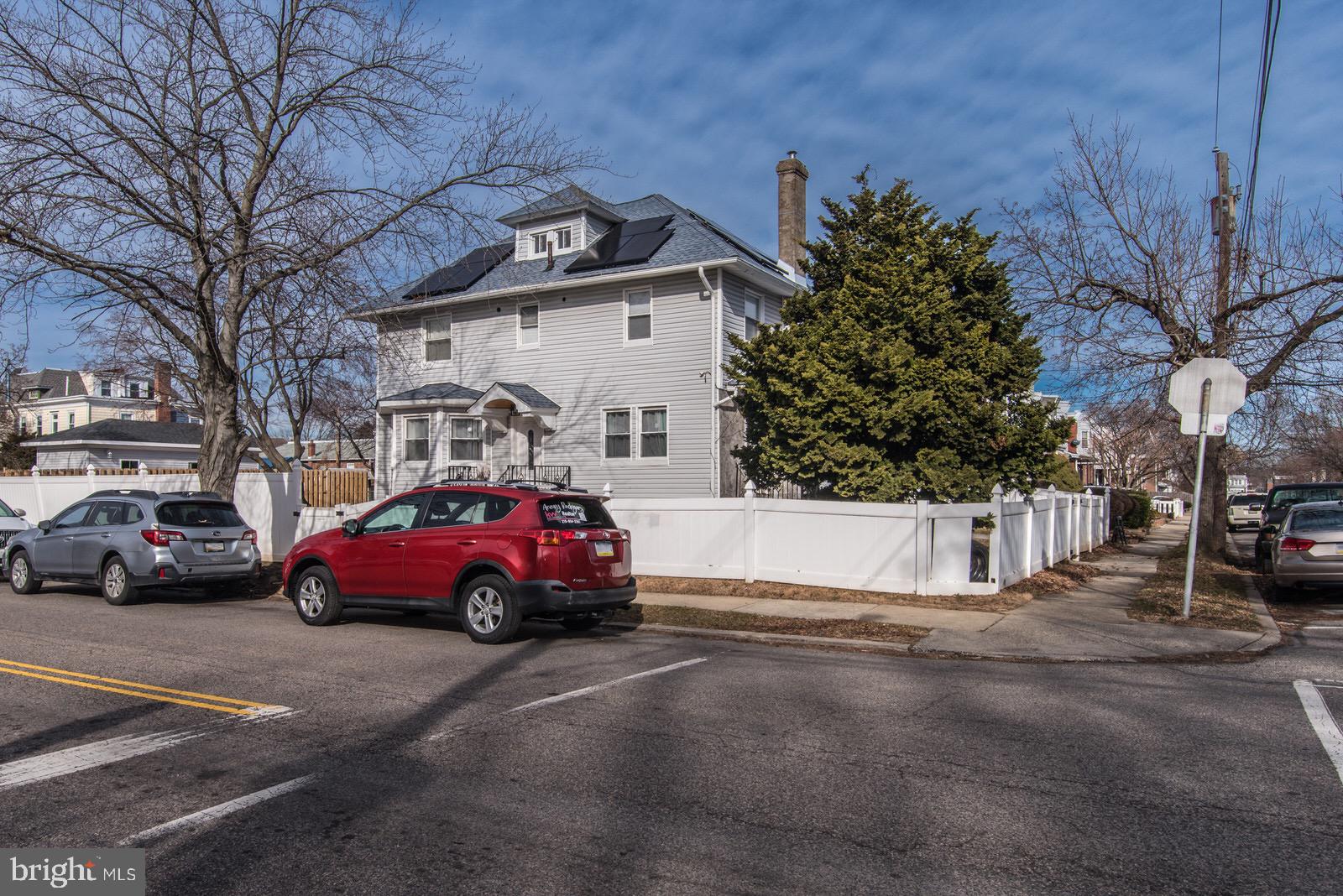 FOX CHASE - Residential