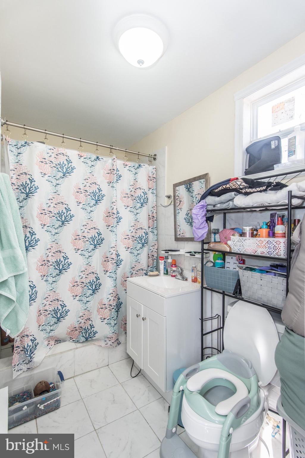 FOX CHASE - Residential