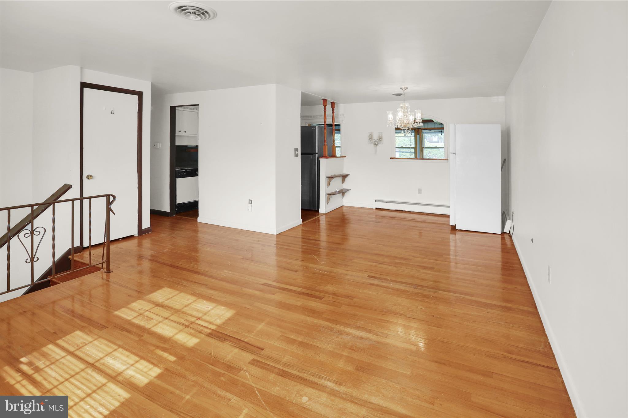 LANCASTER - Residential