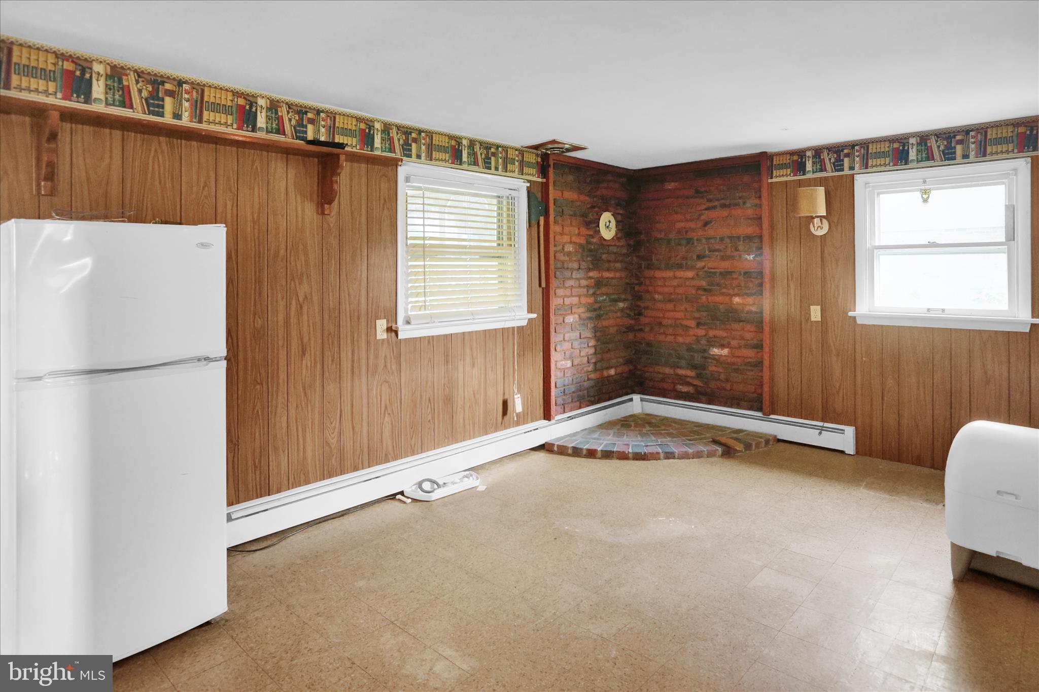 LANCASTER - Residential