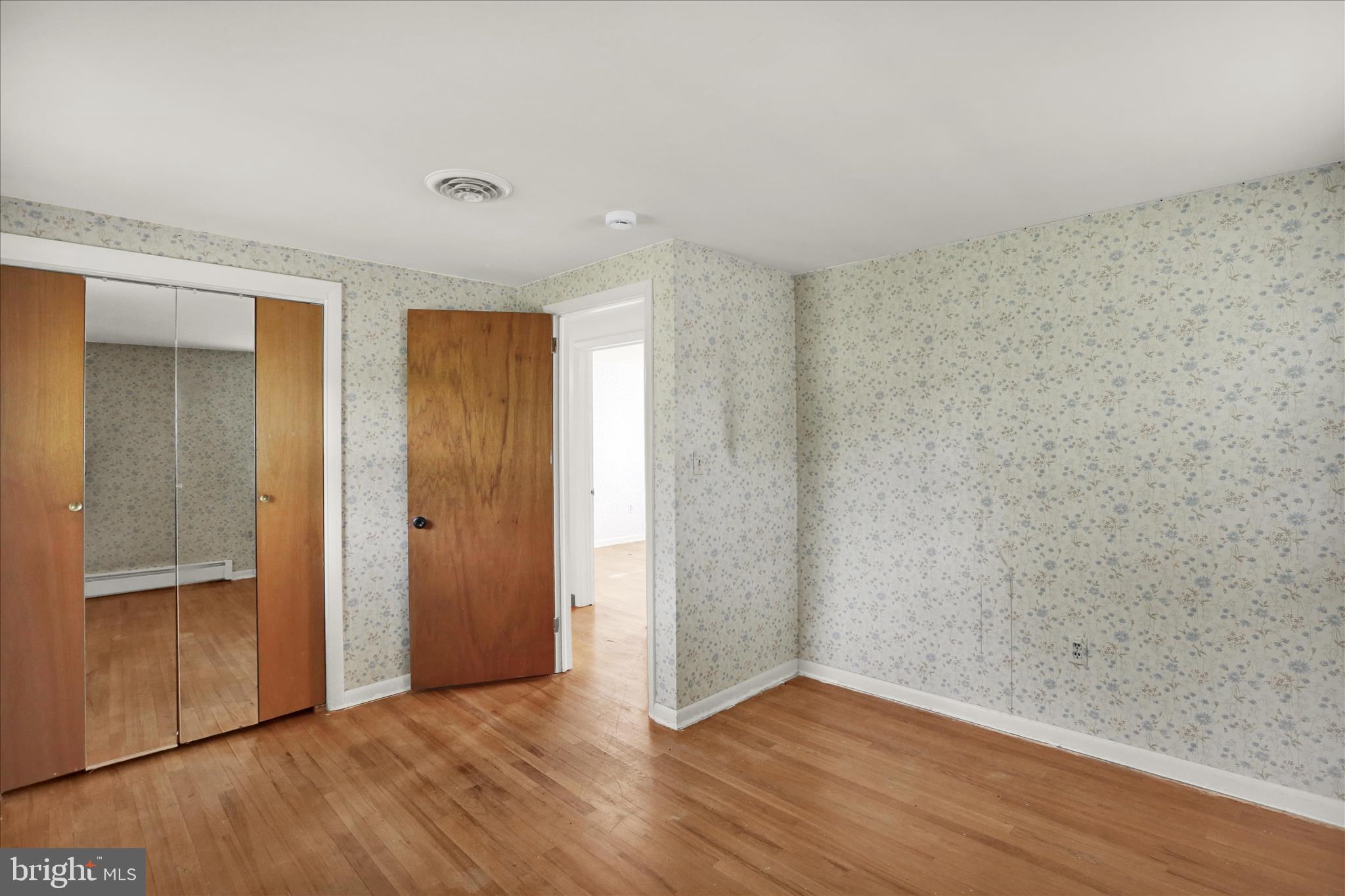 LANCASTER - Residential