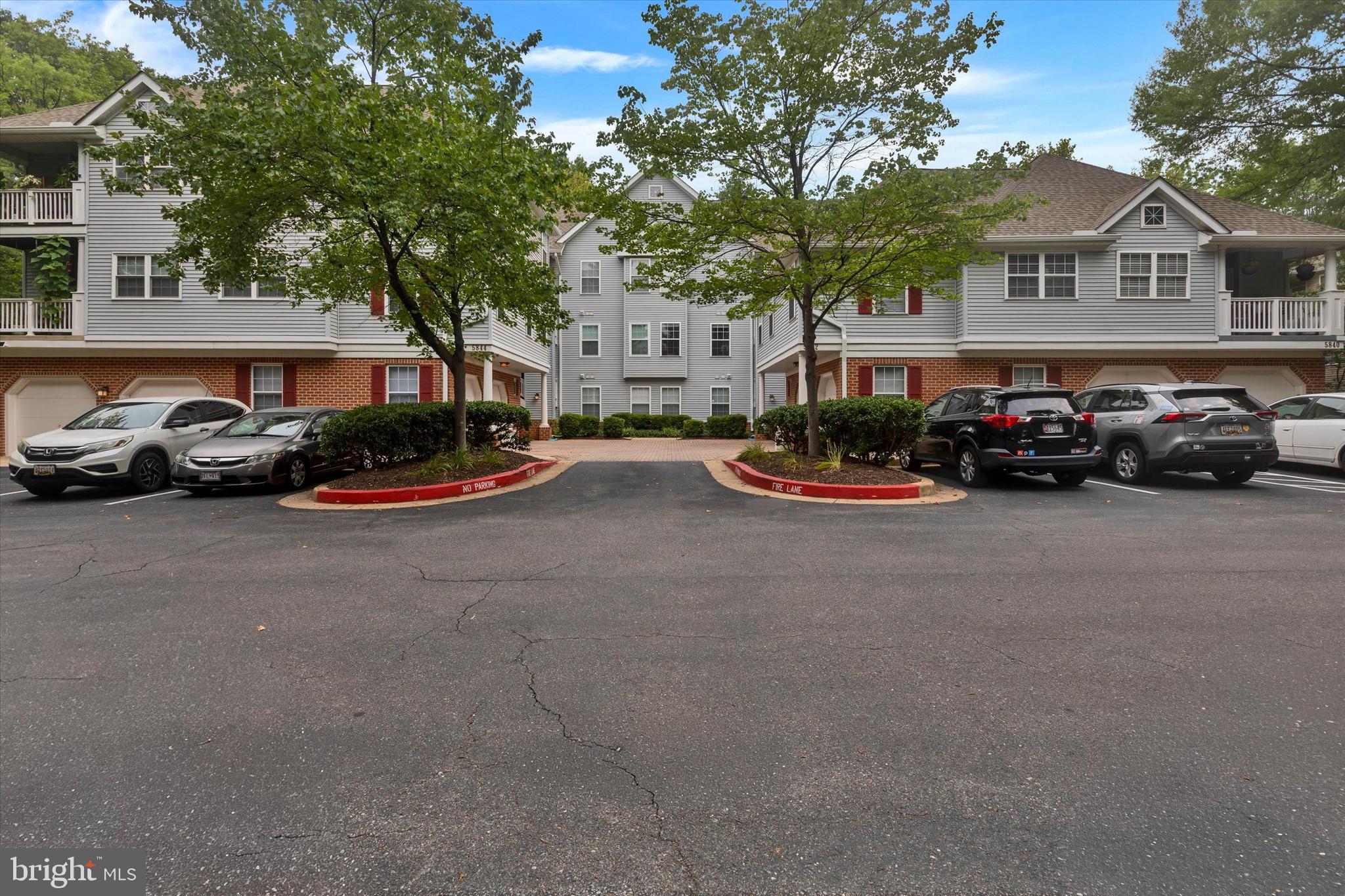 COLUMBIA TOWN CENTER - Residential