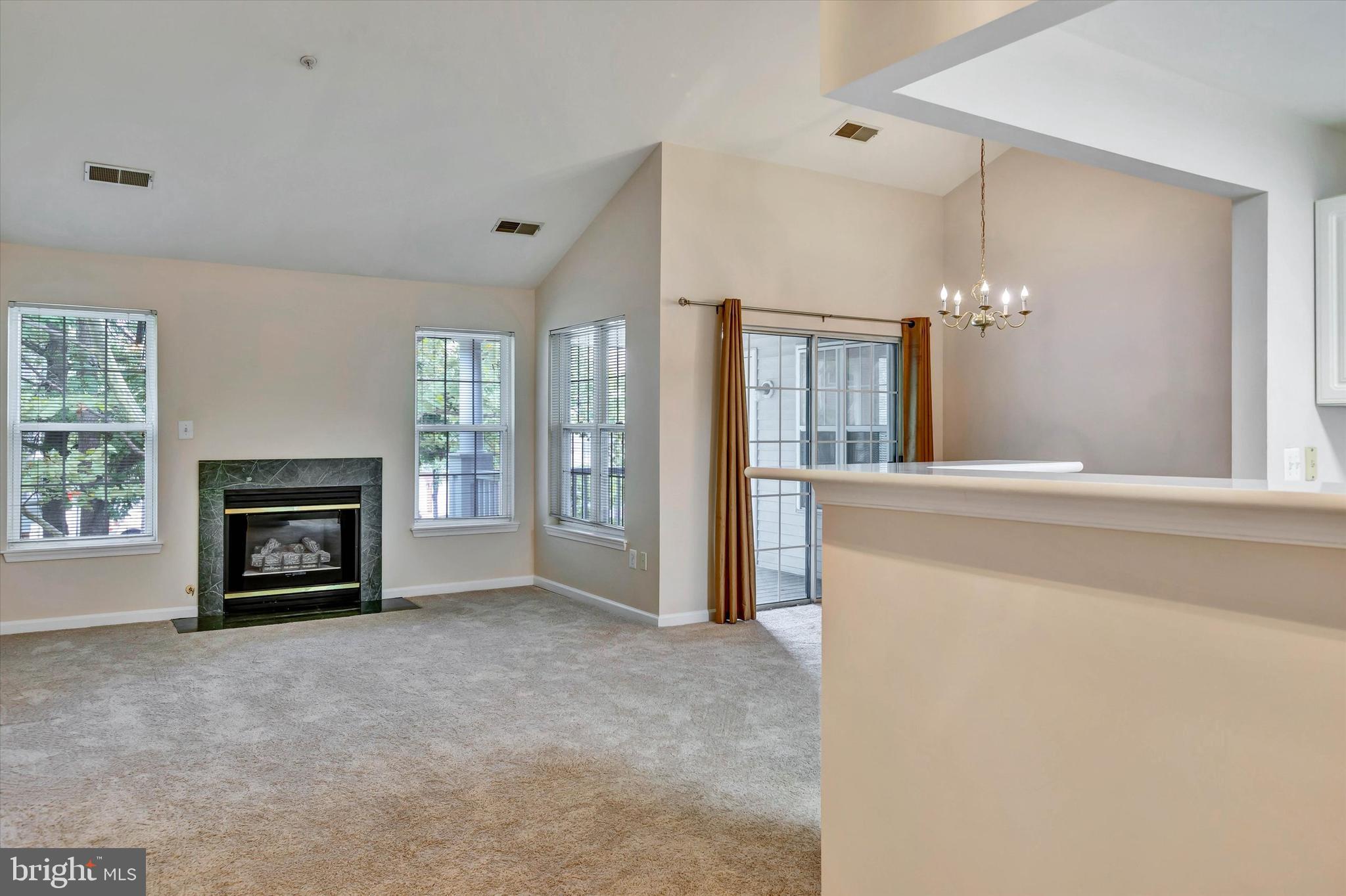 COLUMBIA TOWN CENTER - Residential