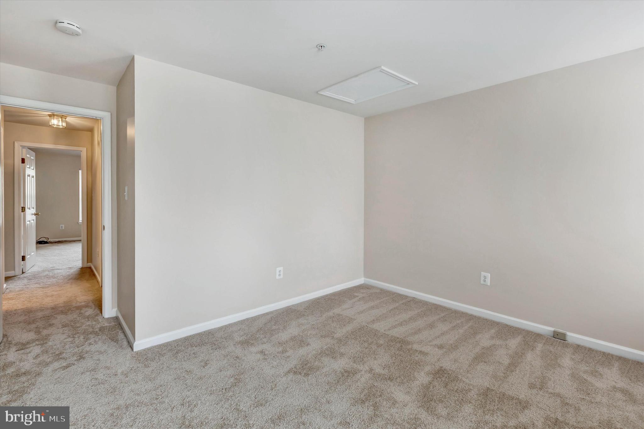 COLUMBIA TOWN CENTER - Residential