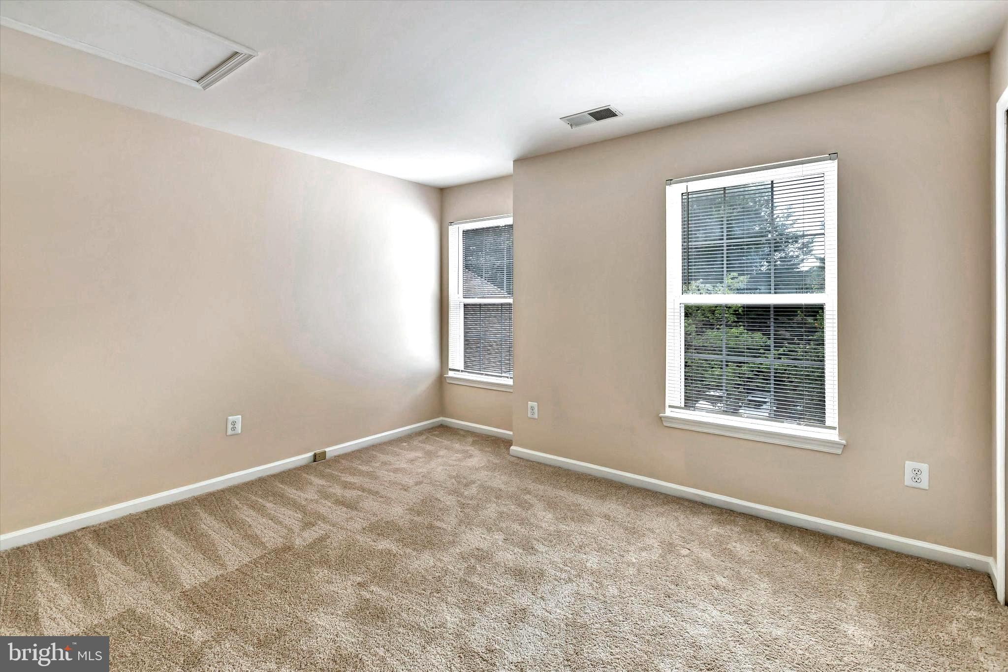 COLUMBIA TOWN CENTER - Residential