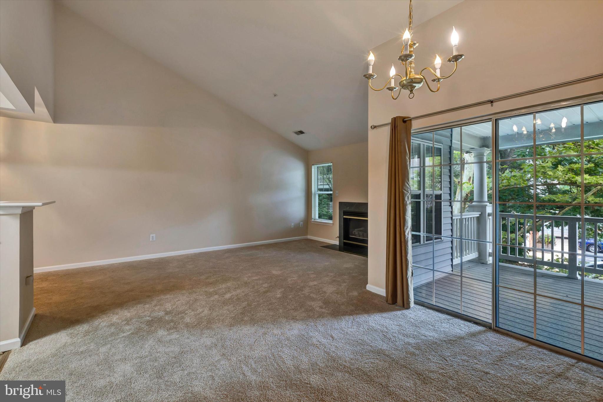 COLUMBIA TOWN CENTER - Residential
