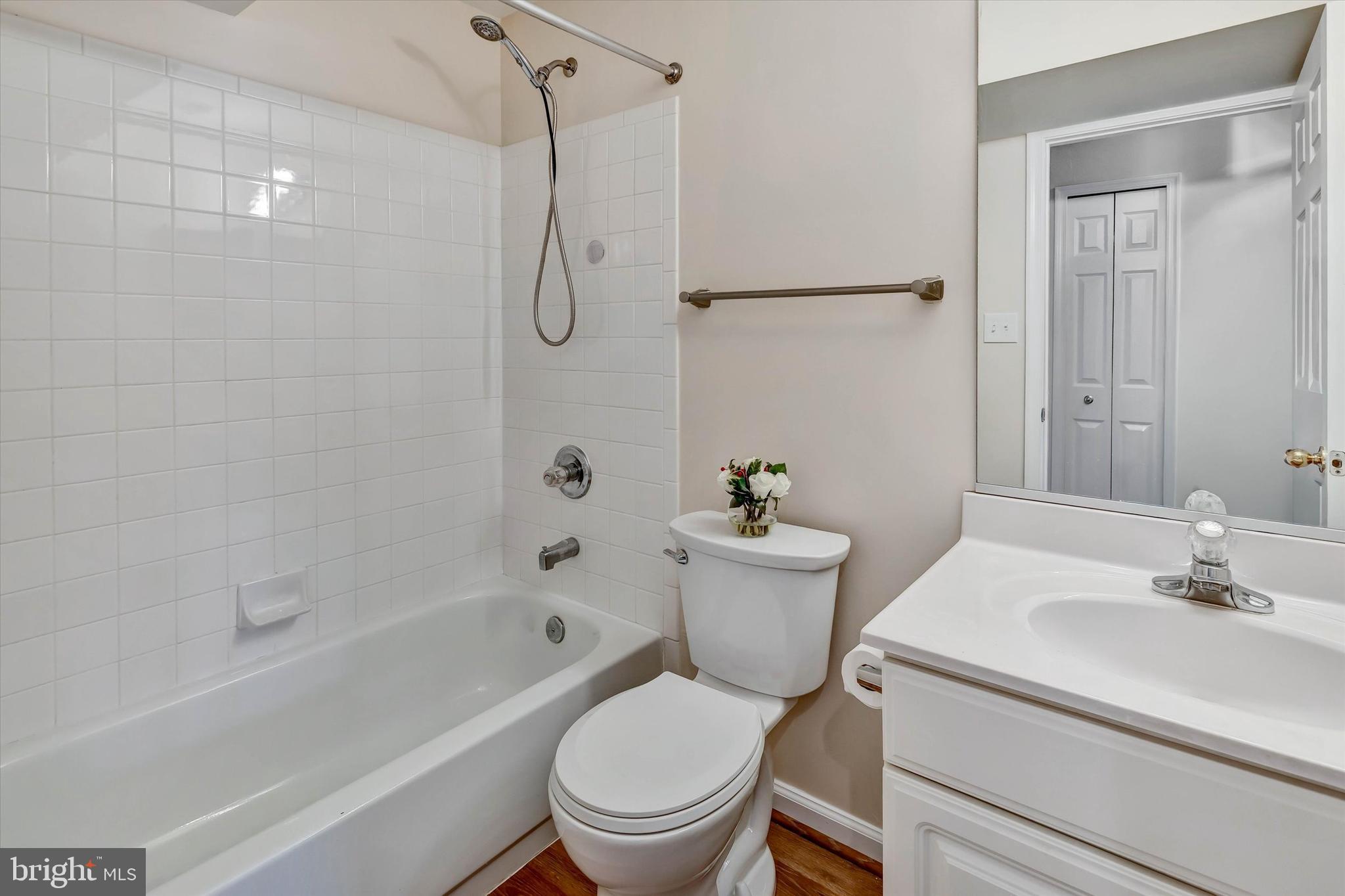 COLUMBIA TOWN CENTER - Residential