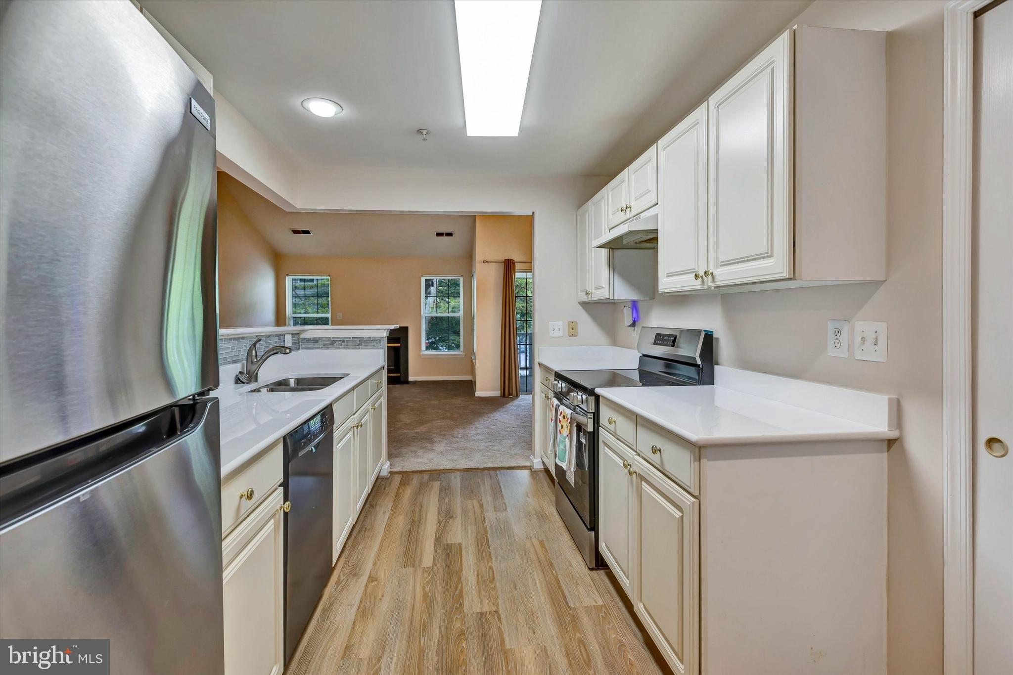 COLUMBIA TOWN CENTER - Residential