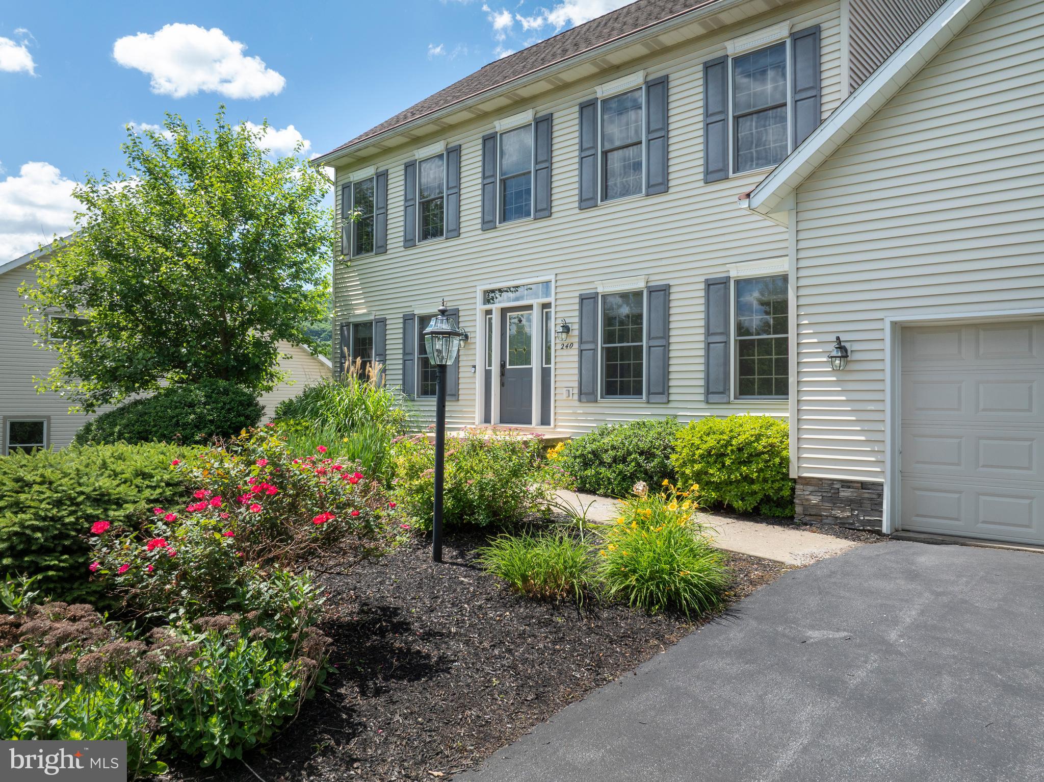 WESTFIELD - Residential