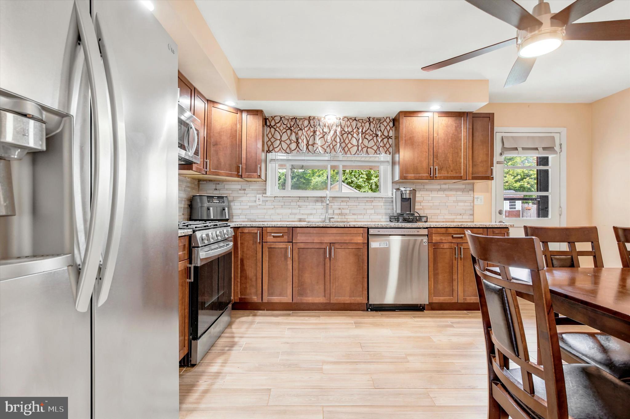 NORRISTOWN - Residential