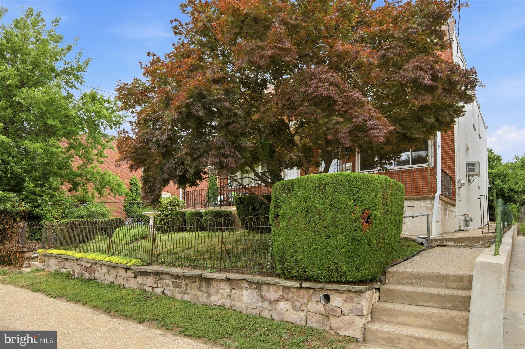 NORRISTOWN - Residential
