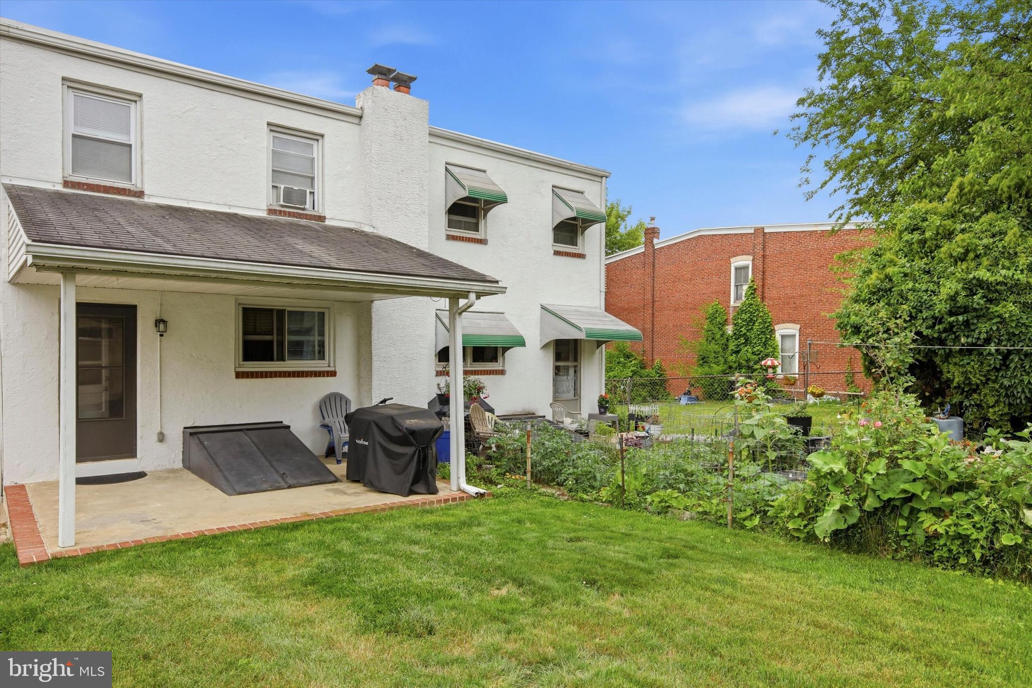 NORRISTOWN - Residential