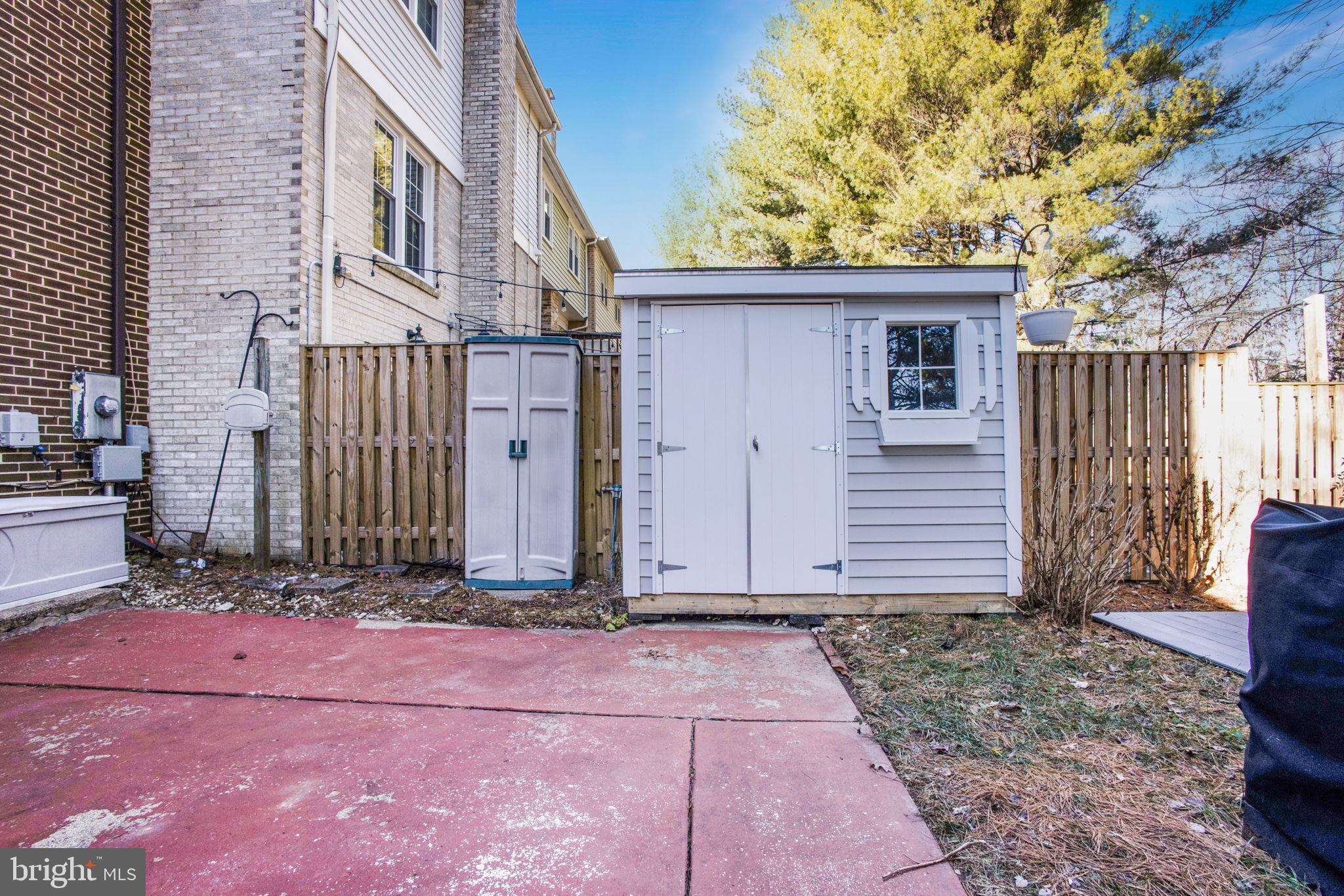 BURKE VILLAGE - Residential