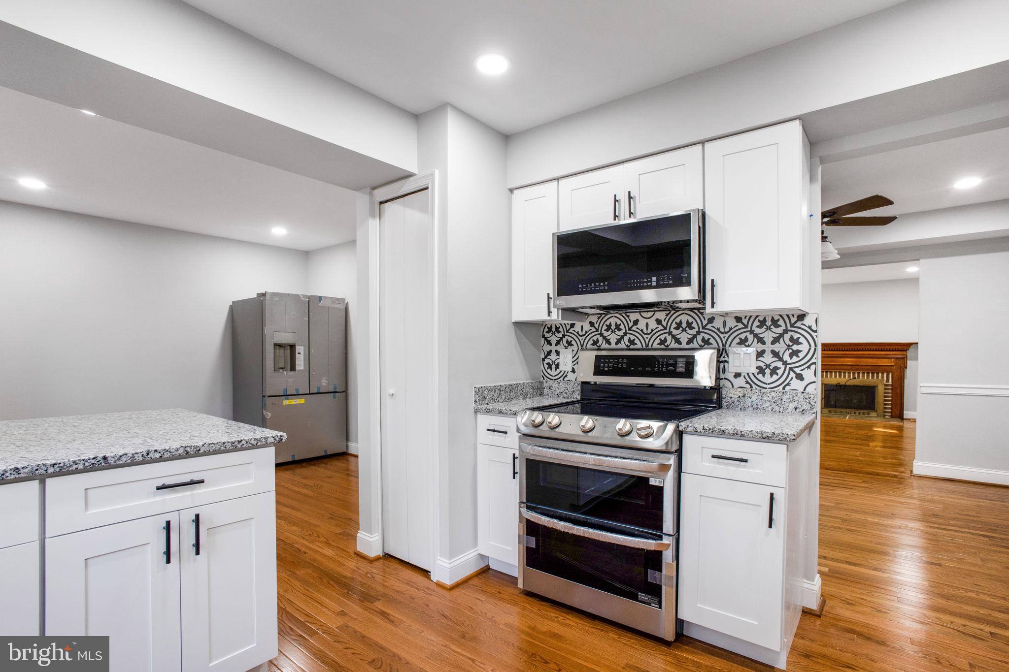 BURKE VILLAGE - Residential