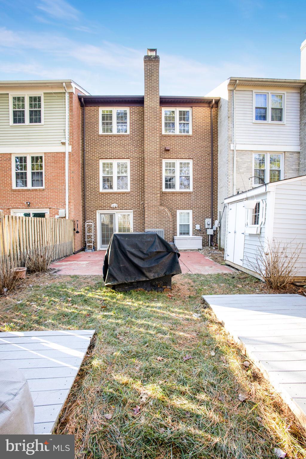 BURKE VILLAGE - Residential