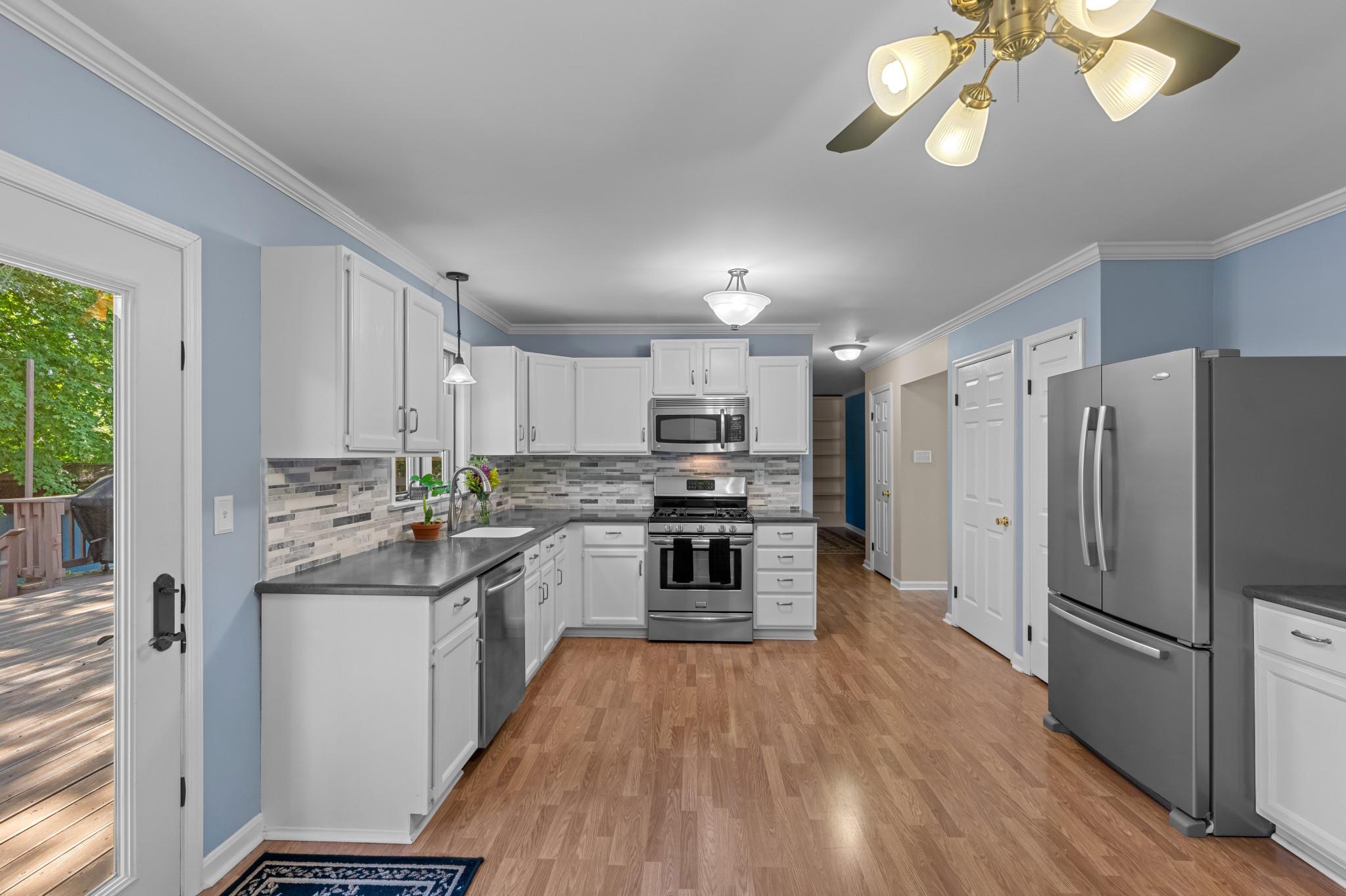 WEST MEADOWS - Residential