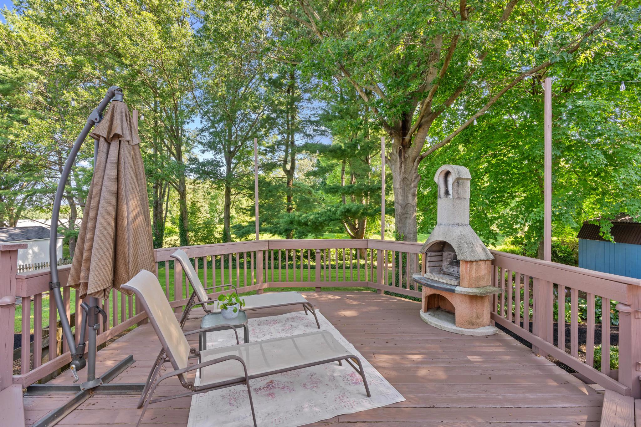 WEST MEADOWS - Residential