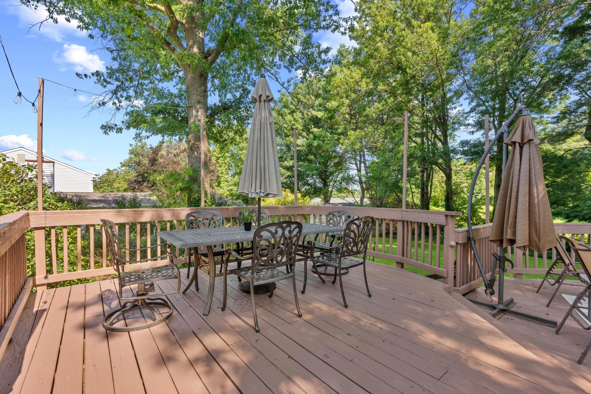 WEST MEADOWS - Residential