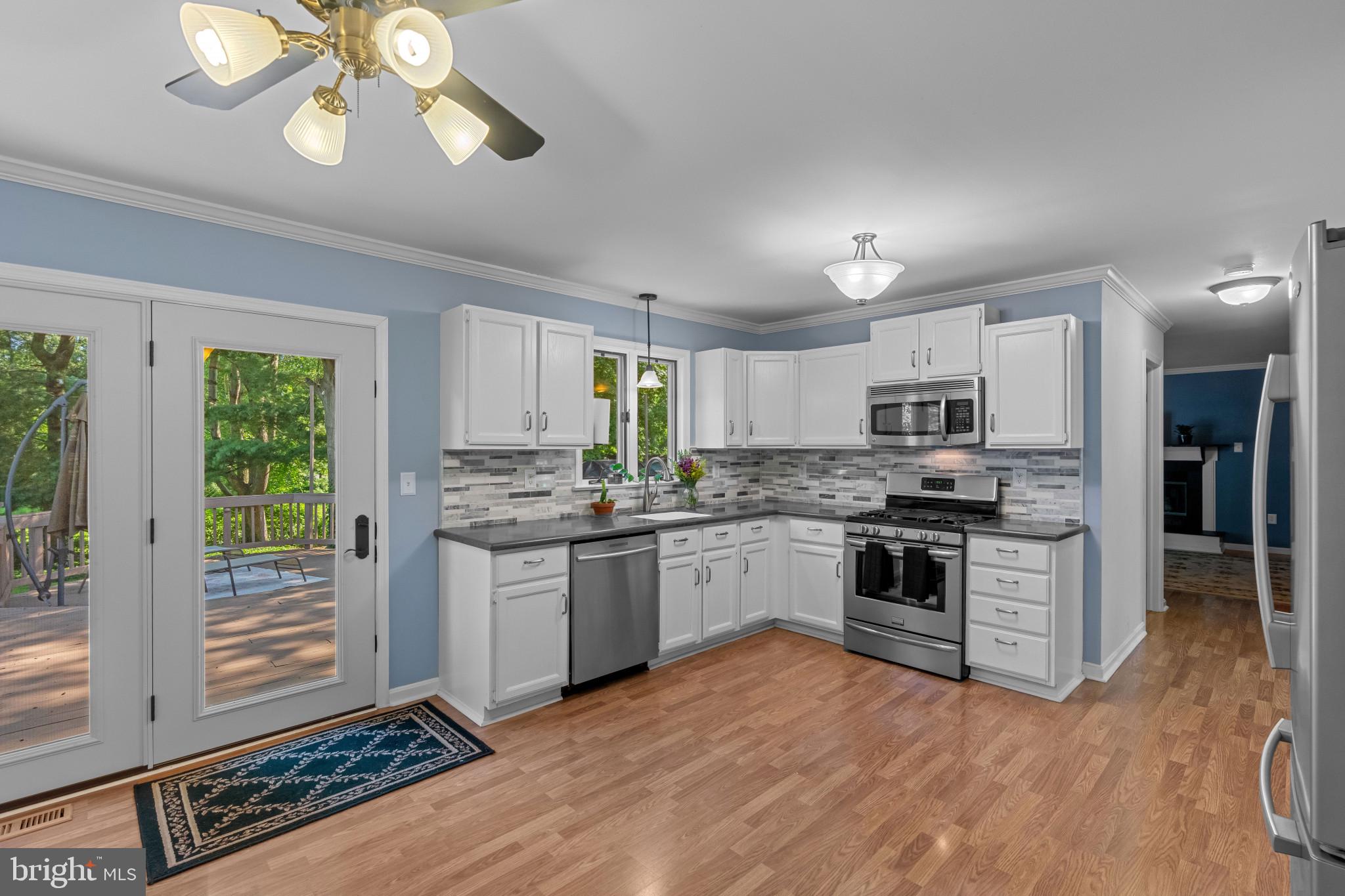 WEST MEADOWS - Residential
