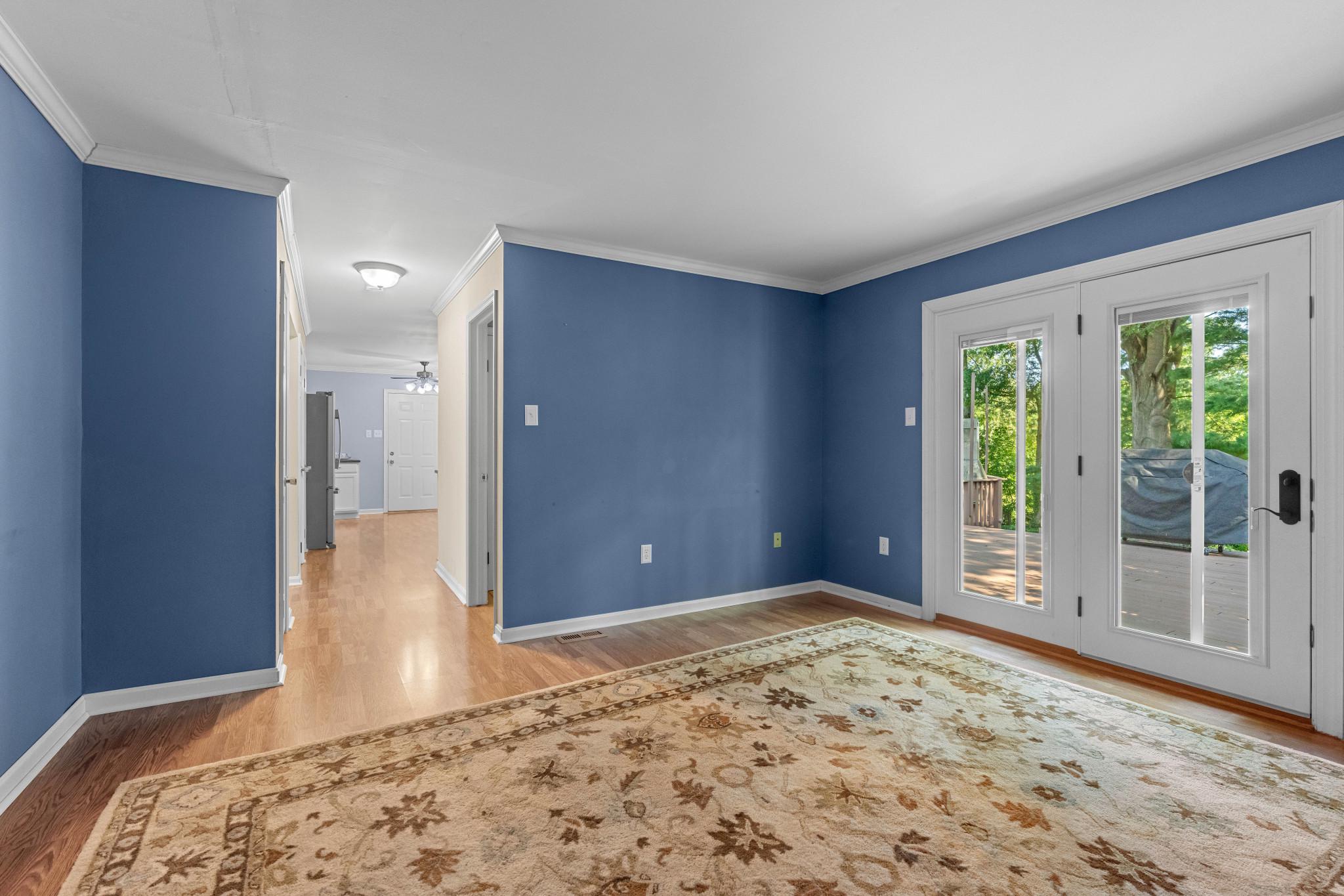 WEST MEADOWS - Residential