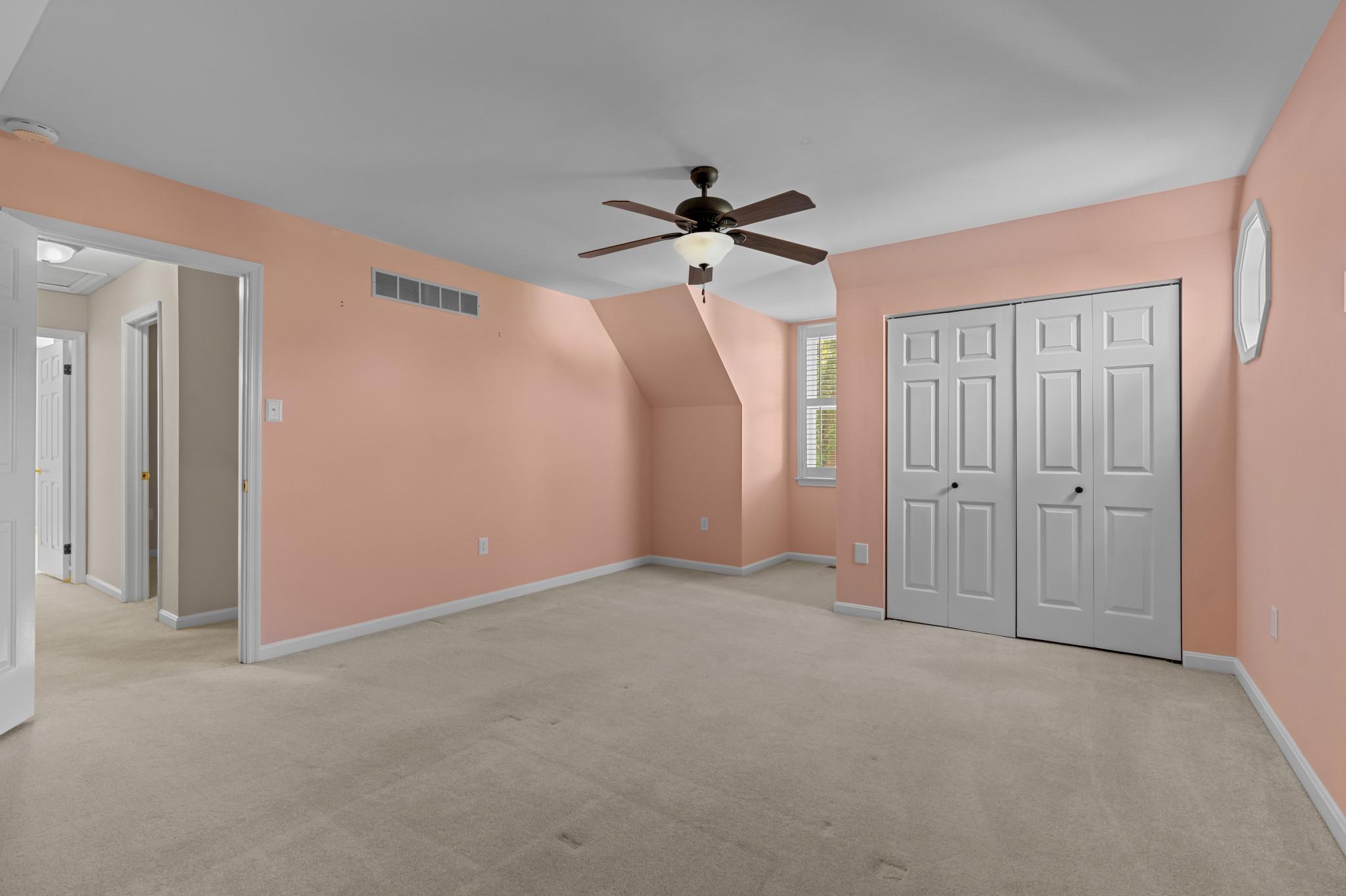 WEST MEADOWS - Residential