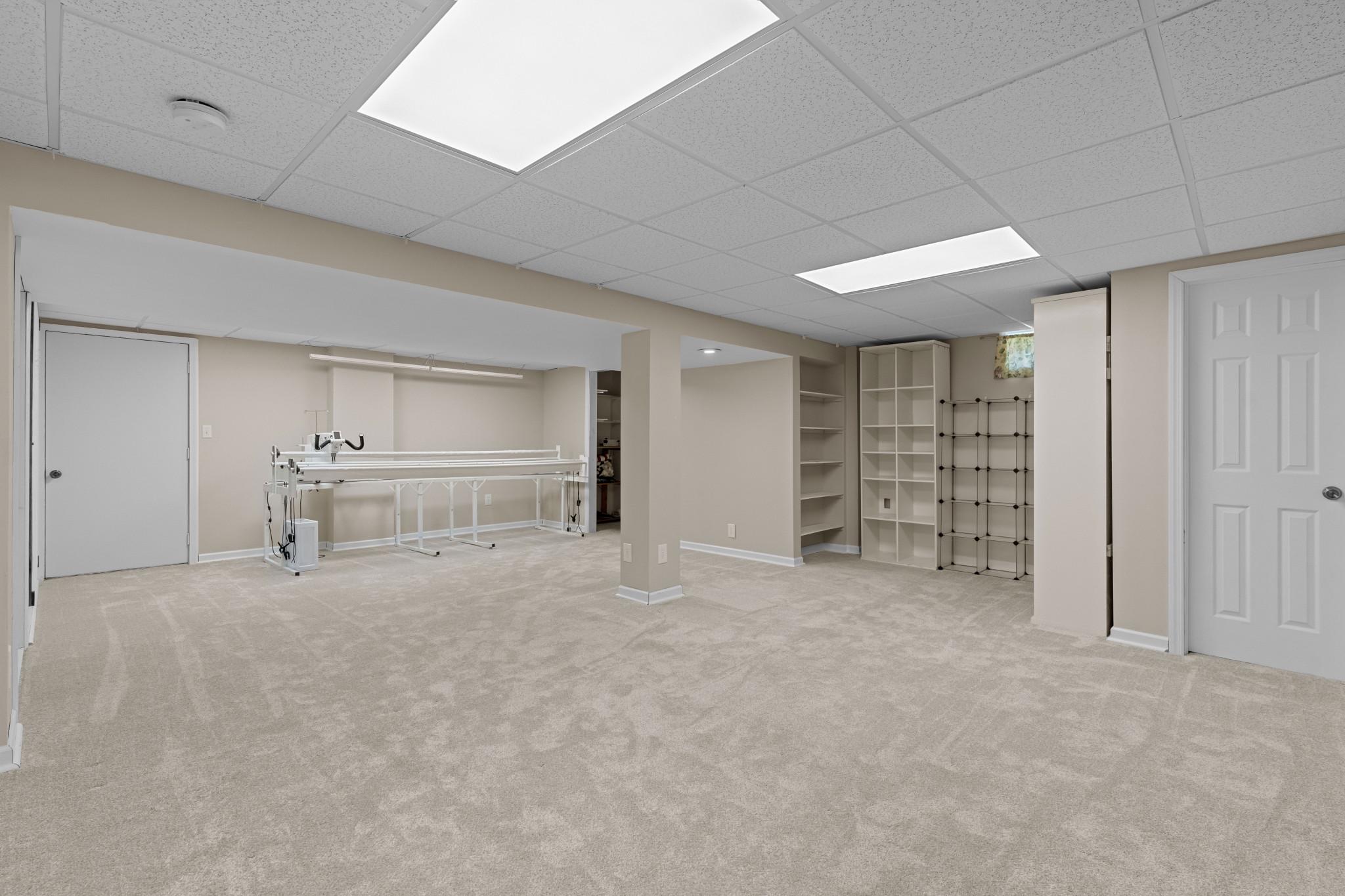 WEST MEADOWS - Residential