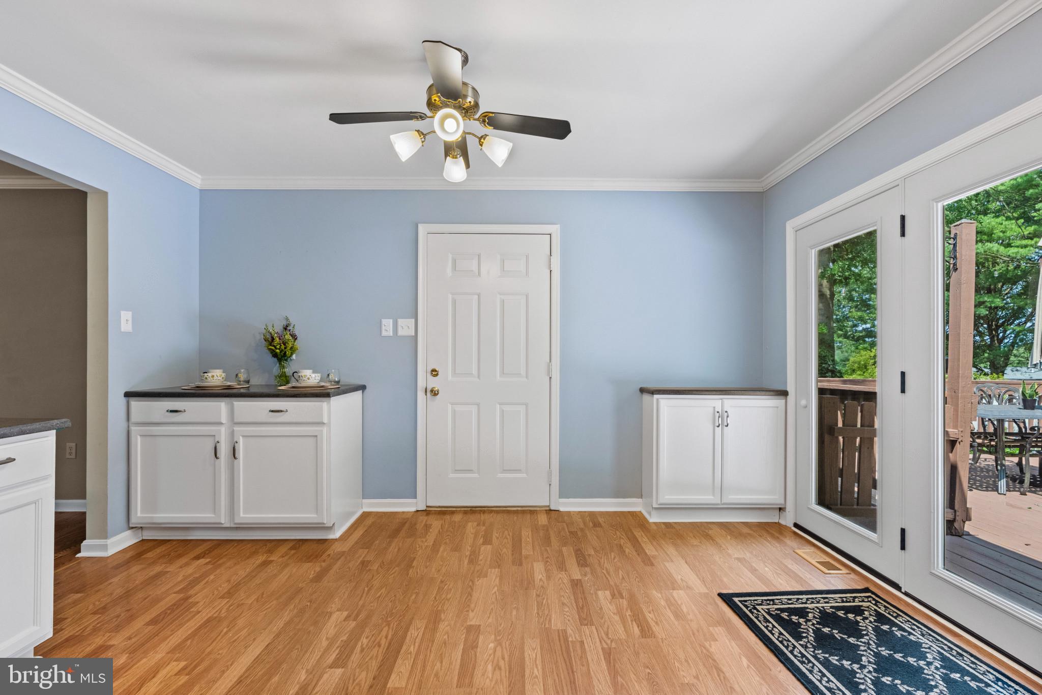WEST MEADOWS - Residential