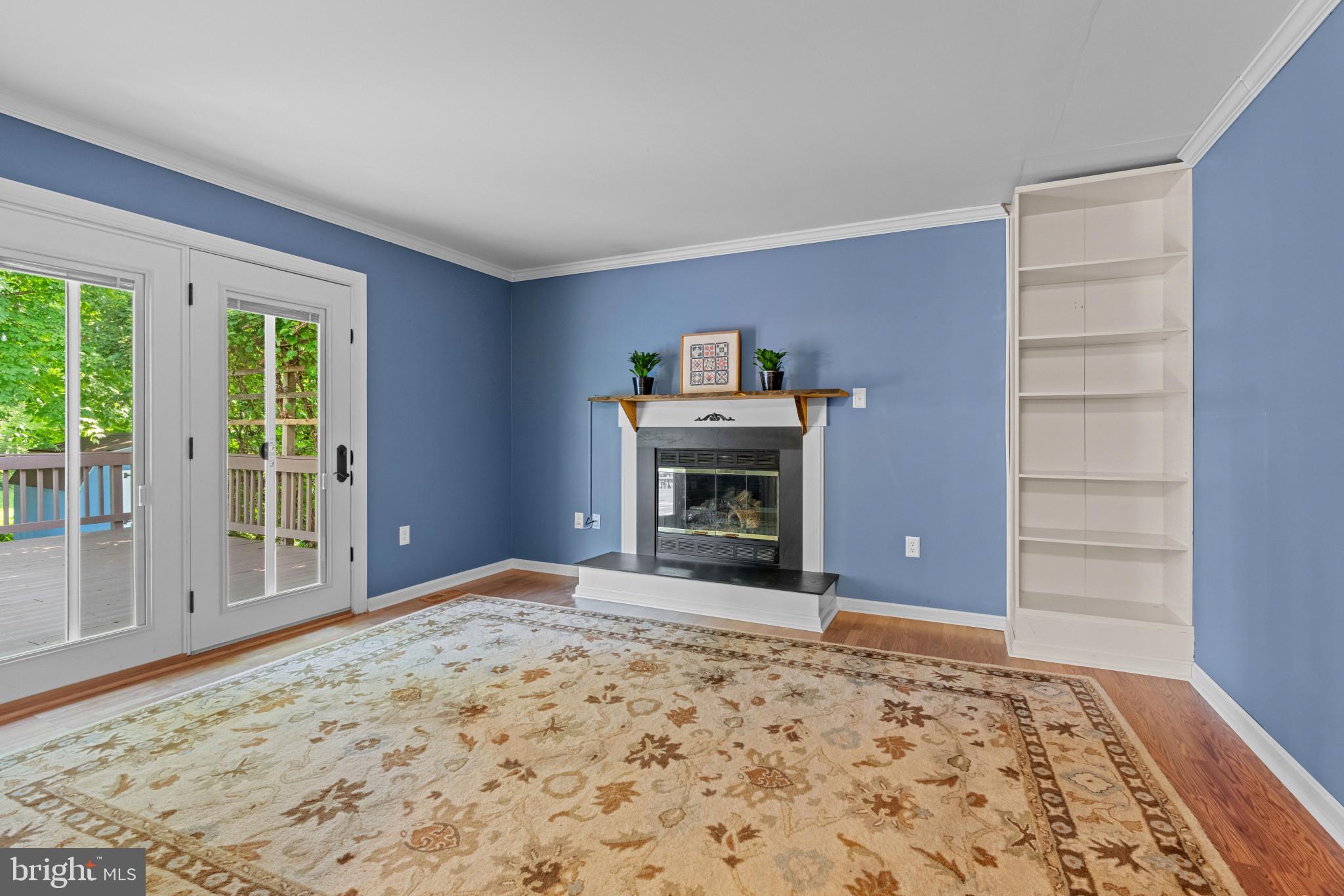 WEST MEADOWS - Residential