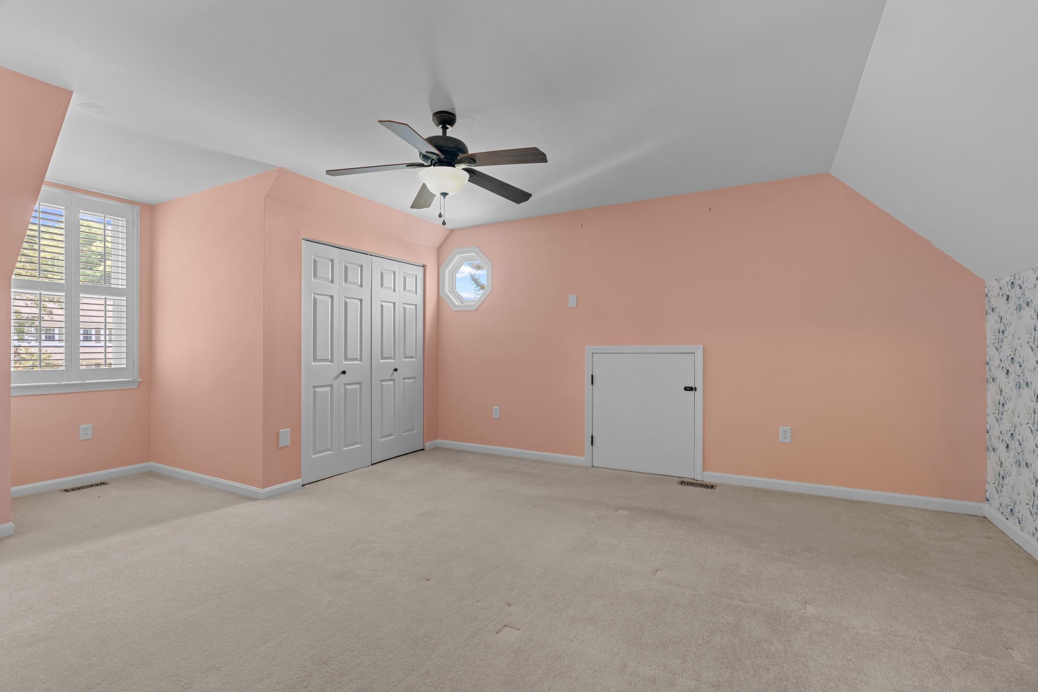 WEST MEADOWS - Residential