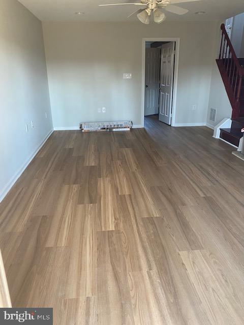 LOUESTA KNOLL - Residential Lease