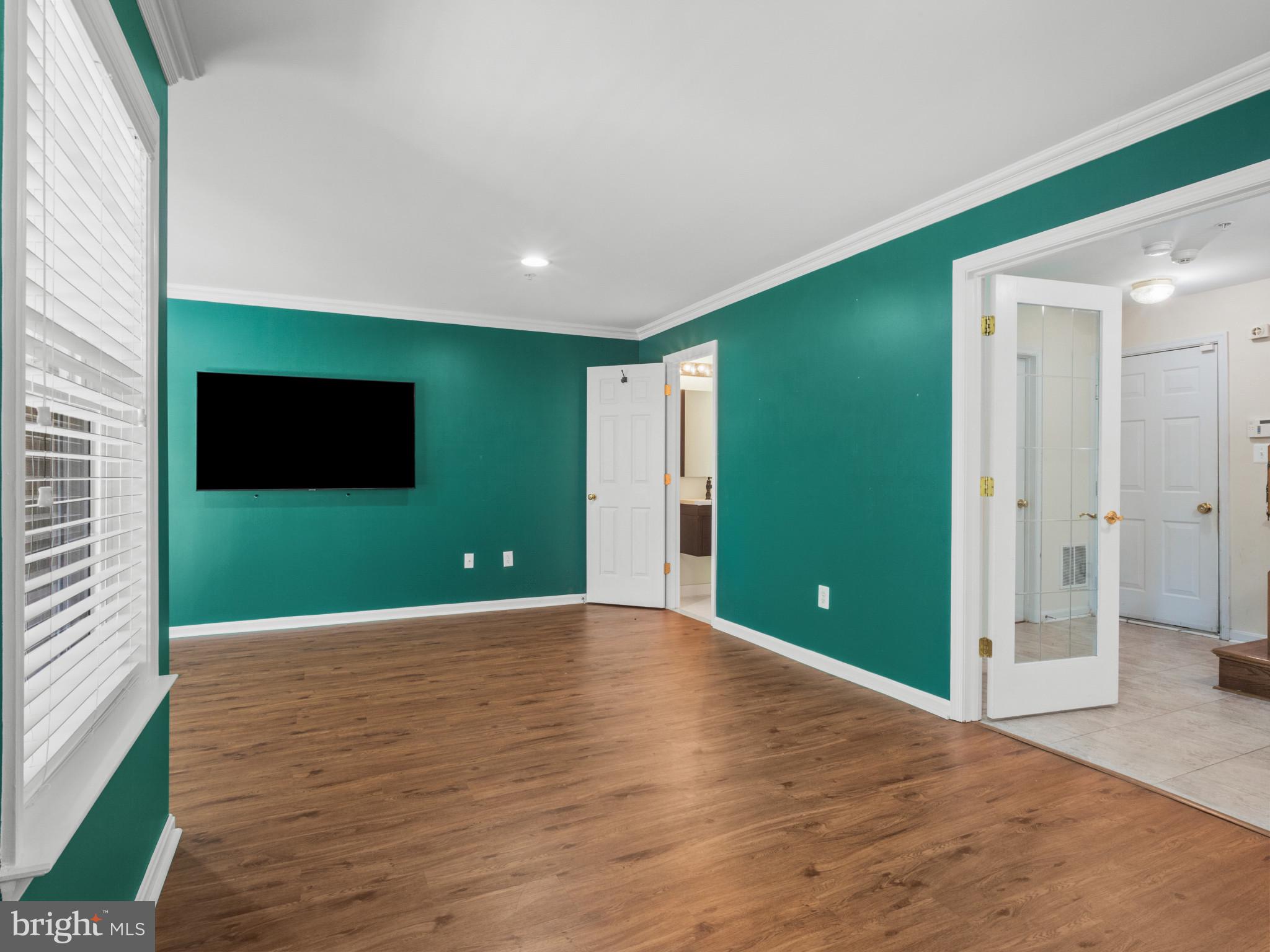 CROFTON FARMS - Residential