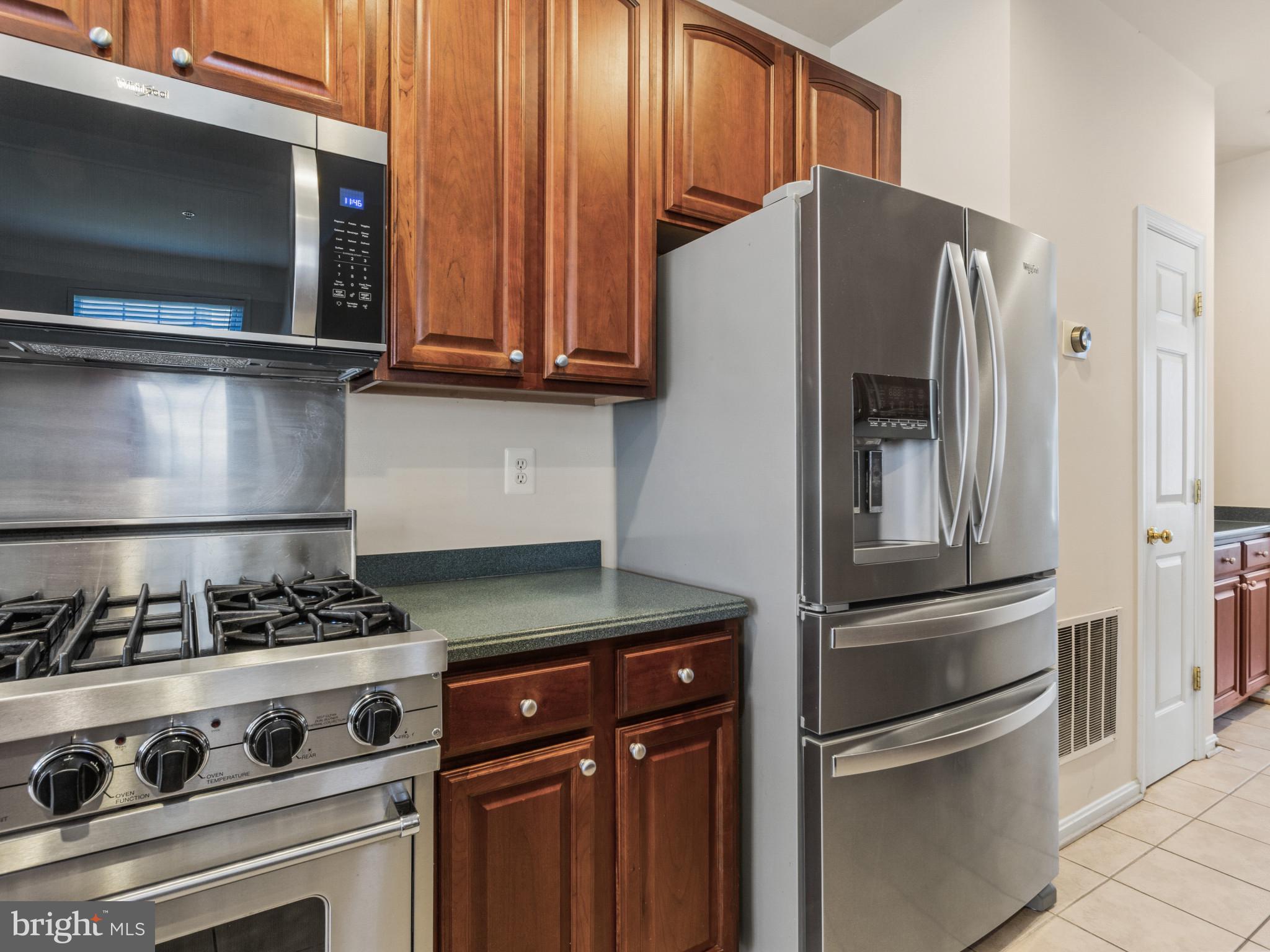 CROFTON FARMS - Residential