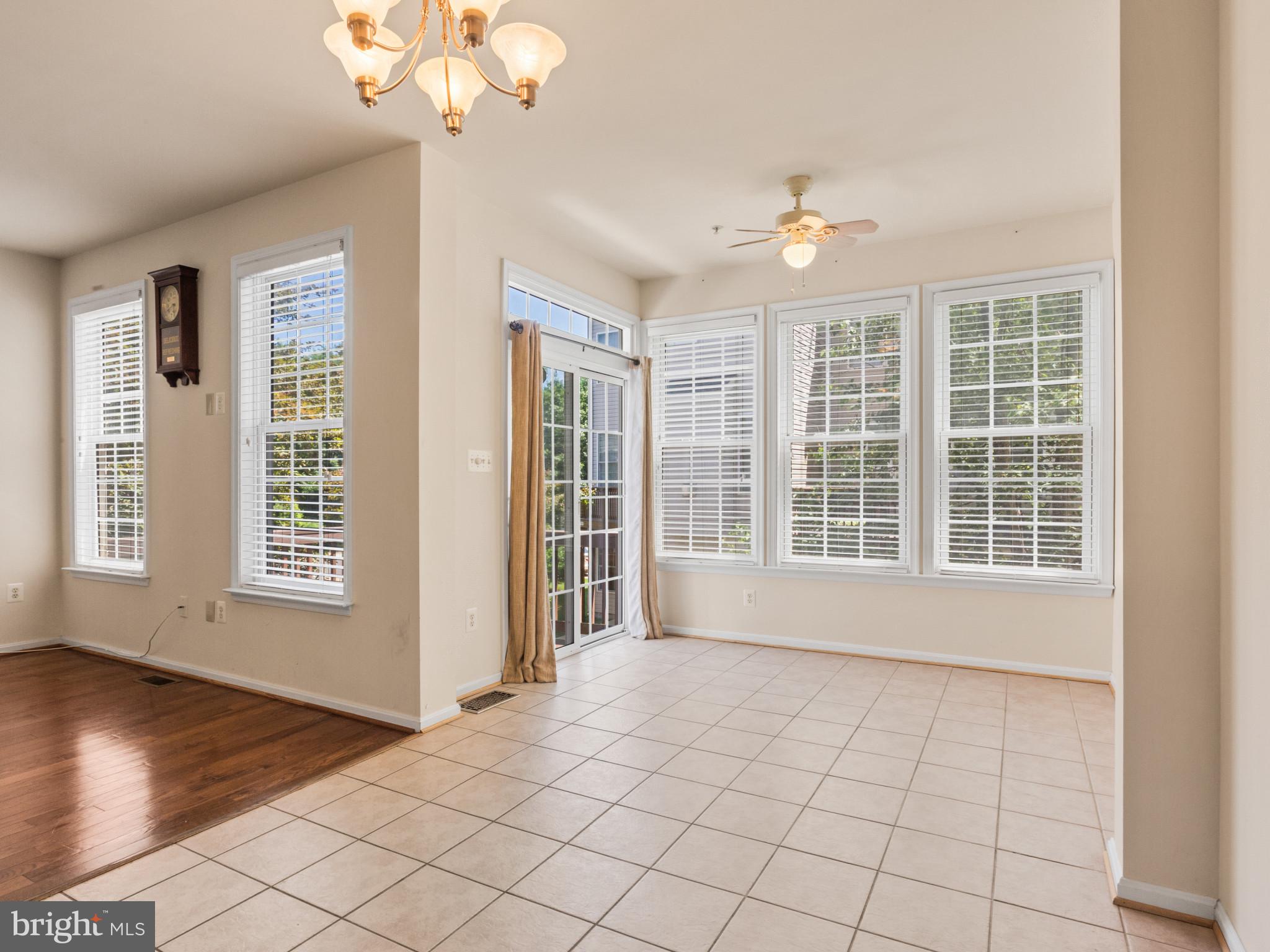 CROFTON FARMS - Residential