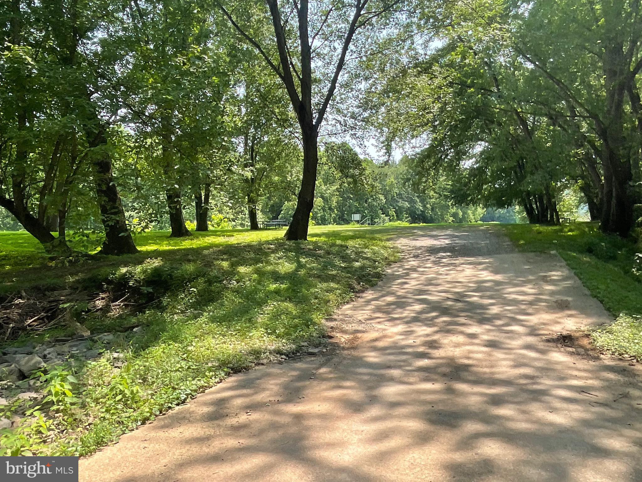 BLUFFS ON THE POTOMAC - Residential
