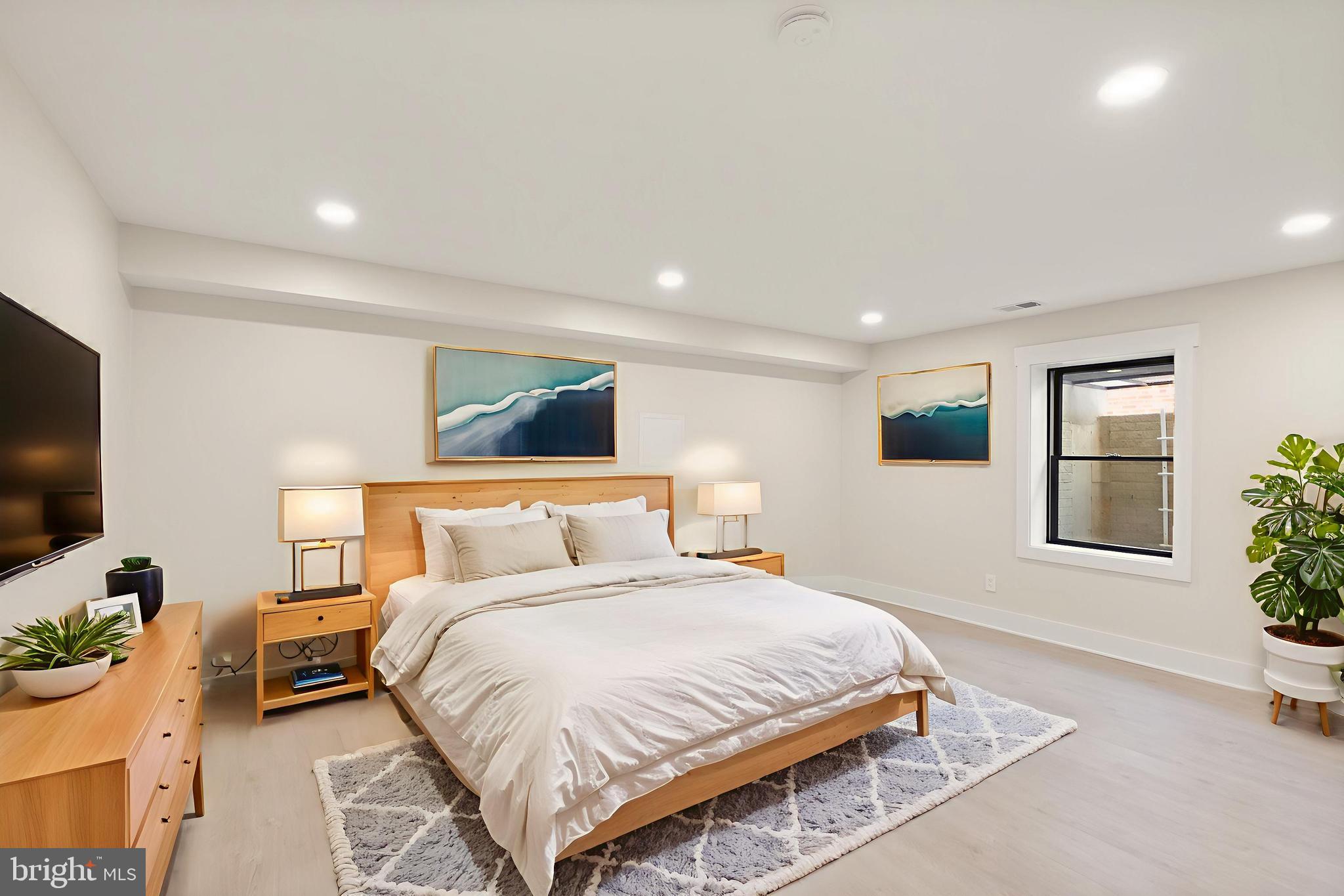 BRANDON VILLAGE - Residential