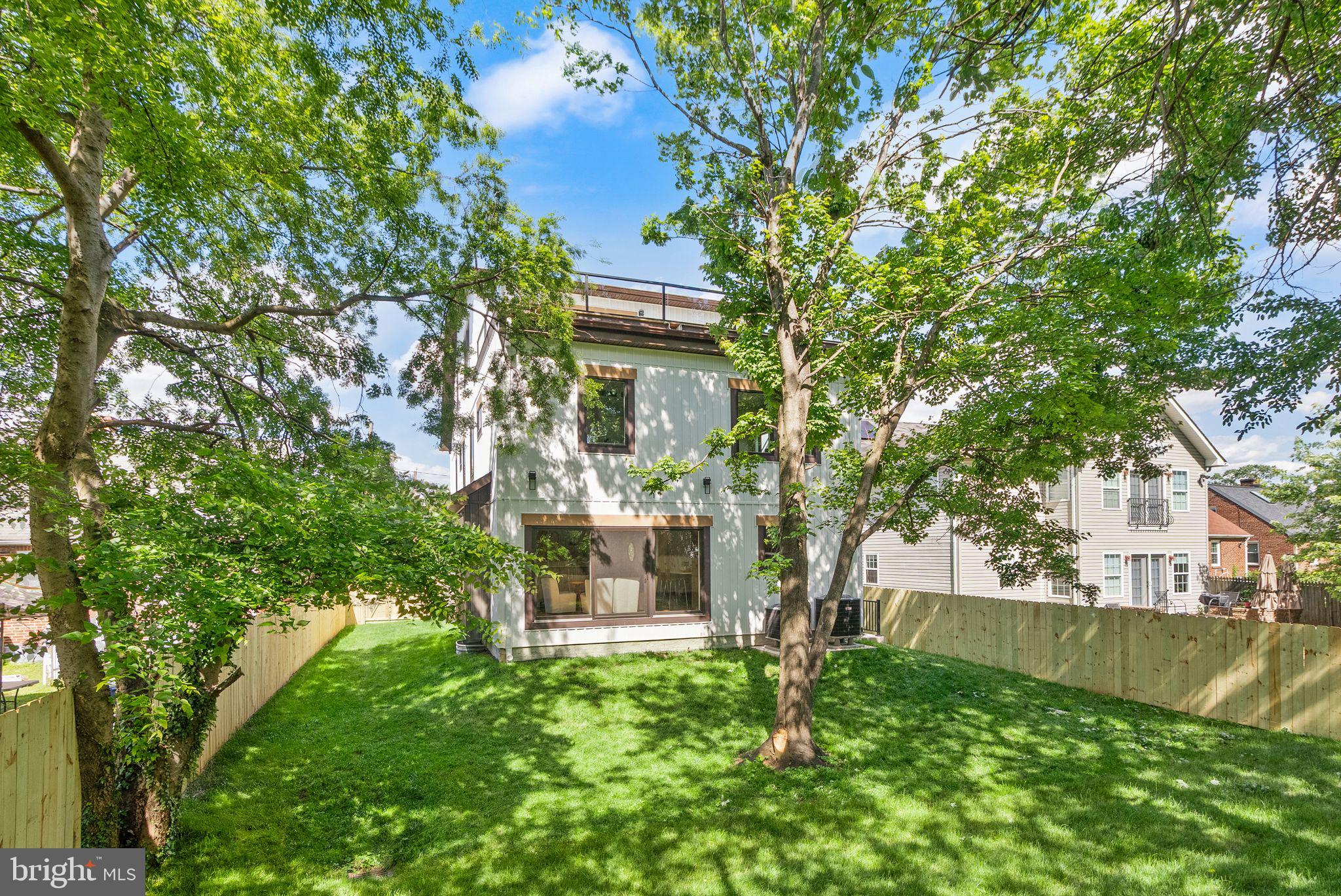 BRANDON VILLAGE - Residential
