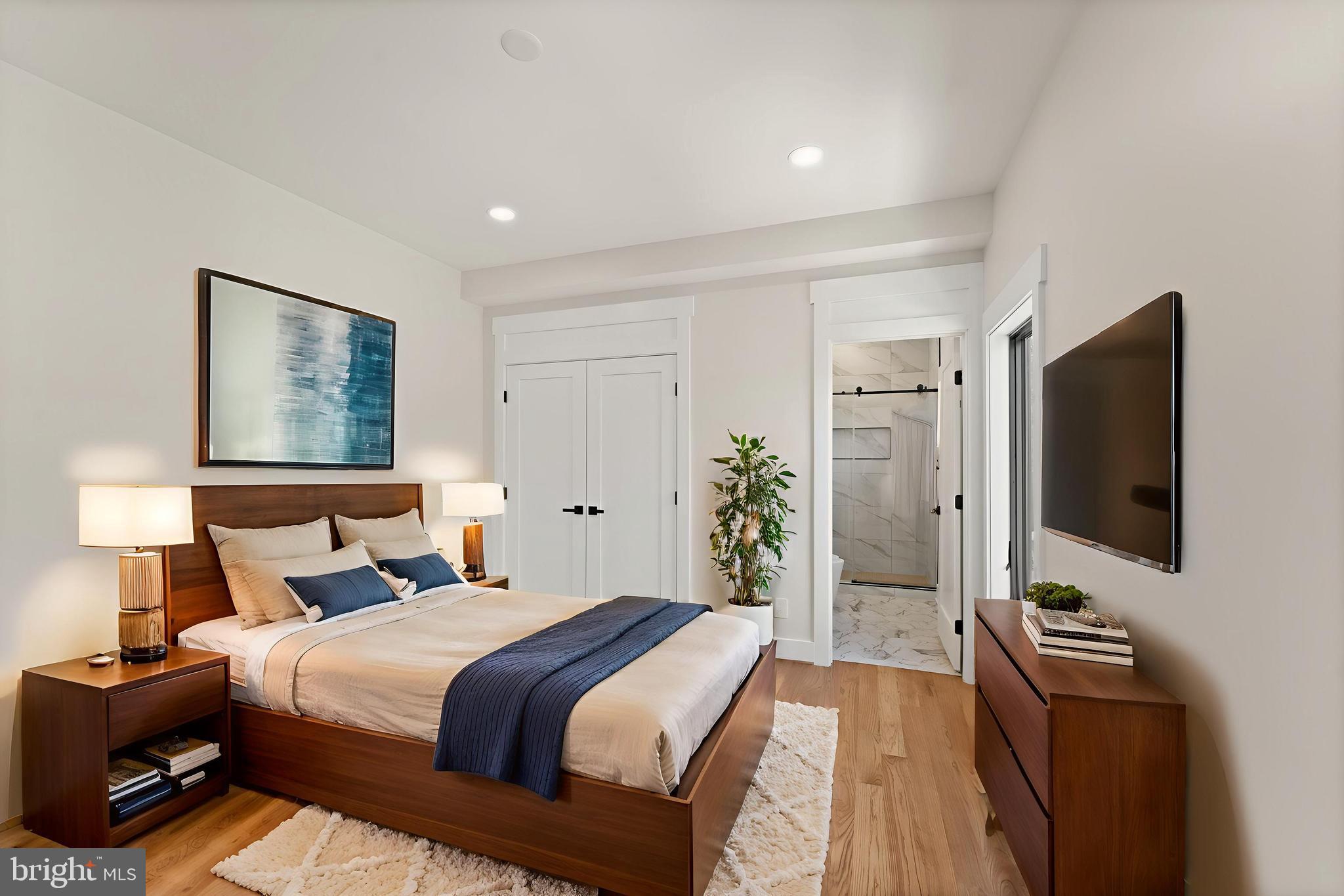 BRANDON VILLAGE - Residential