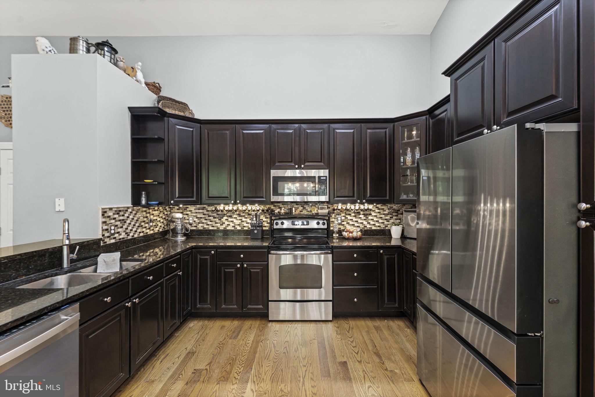 PARRAMORE - Residential