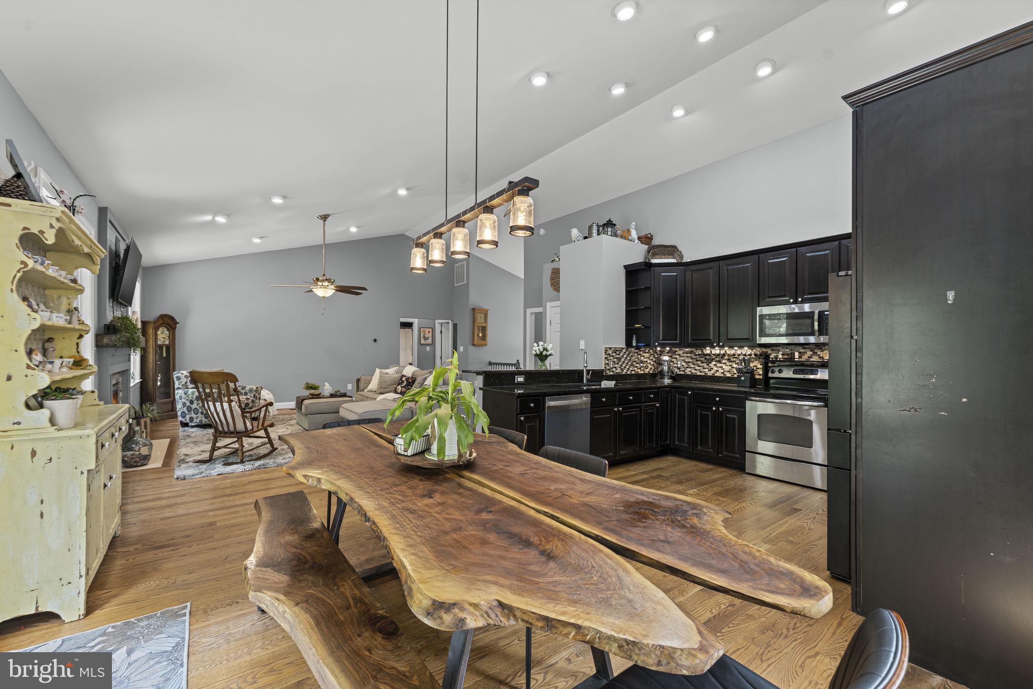 PARRAMORE - Residential