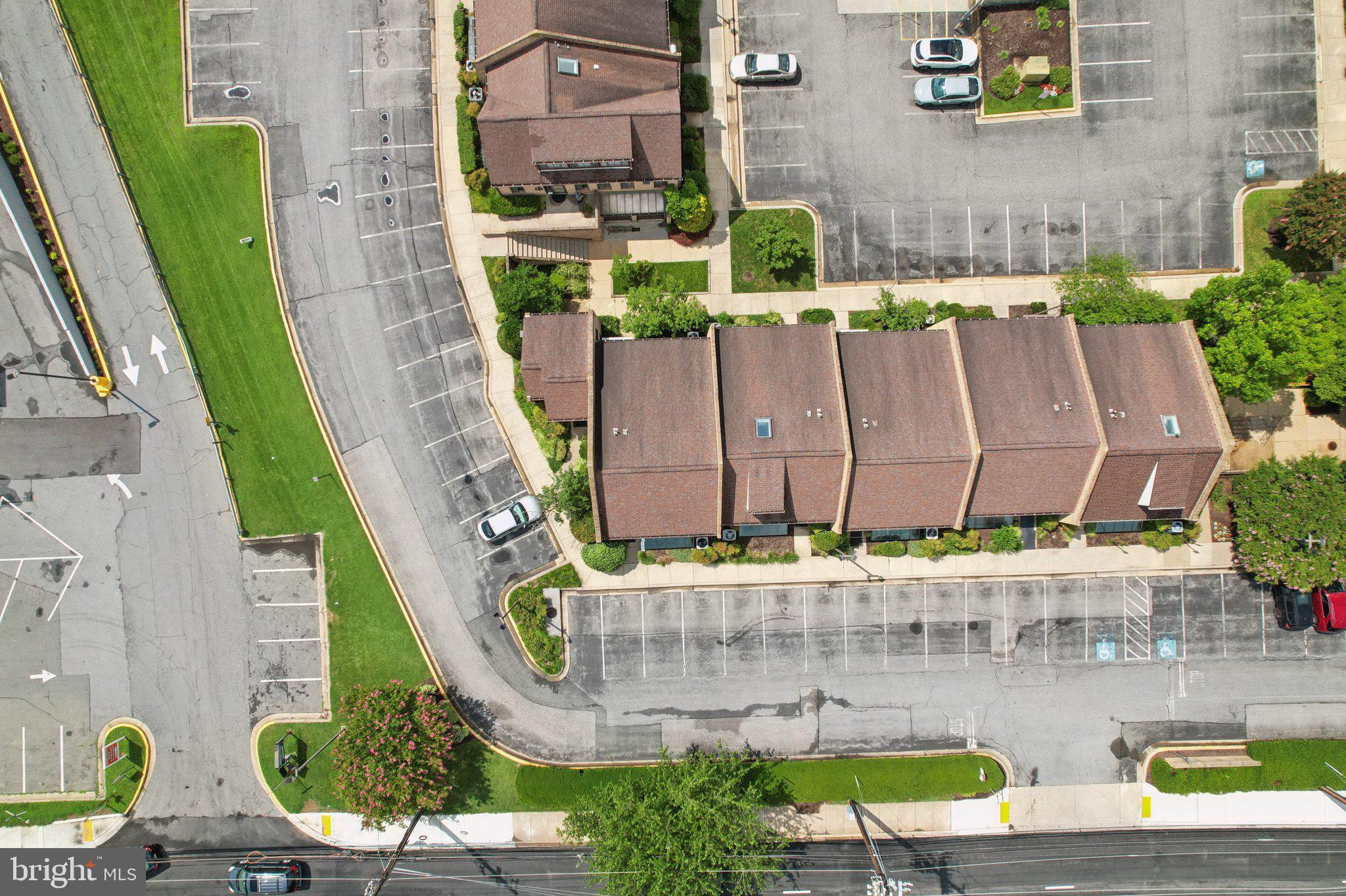 SHADY GROVE PROFESSIONAL CENTER - Commercial Sale