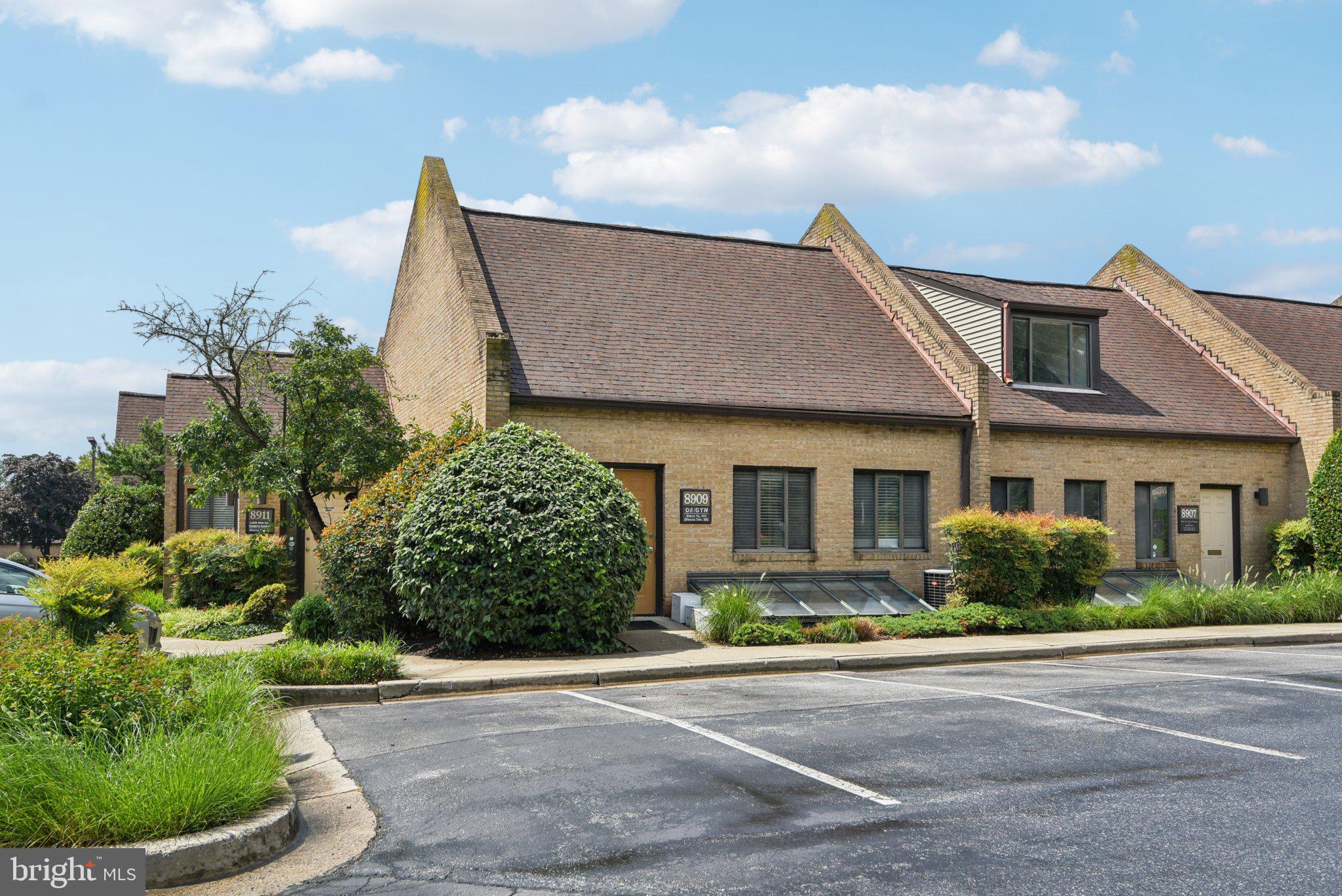 SHADY GROVE PROFESSIONAL CENTER - Commercial Sale