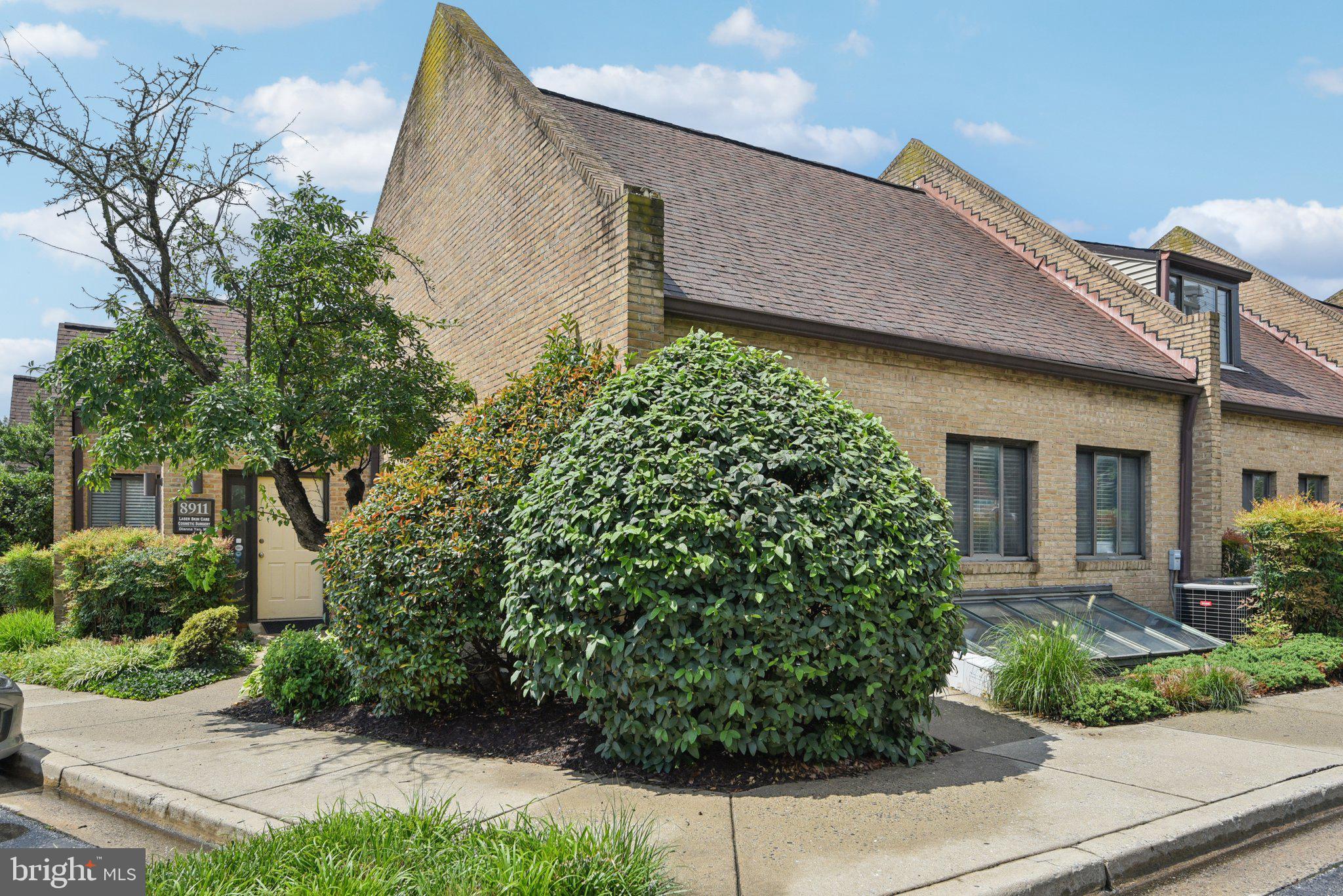 SHADY GROVE PROFESSIONAL CENTER - Commercial Sale