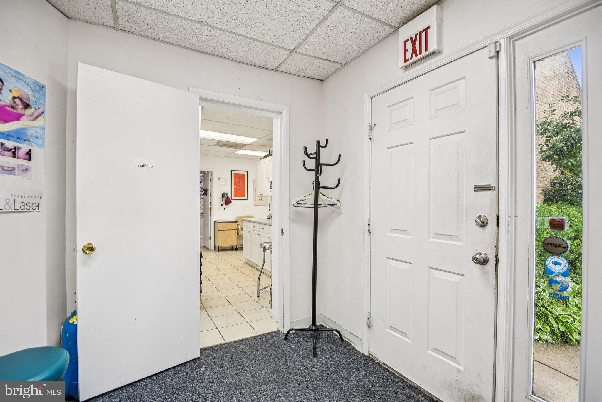 SHADY GROVE PROFESSIONAL CENTER - Commercial Sale