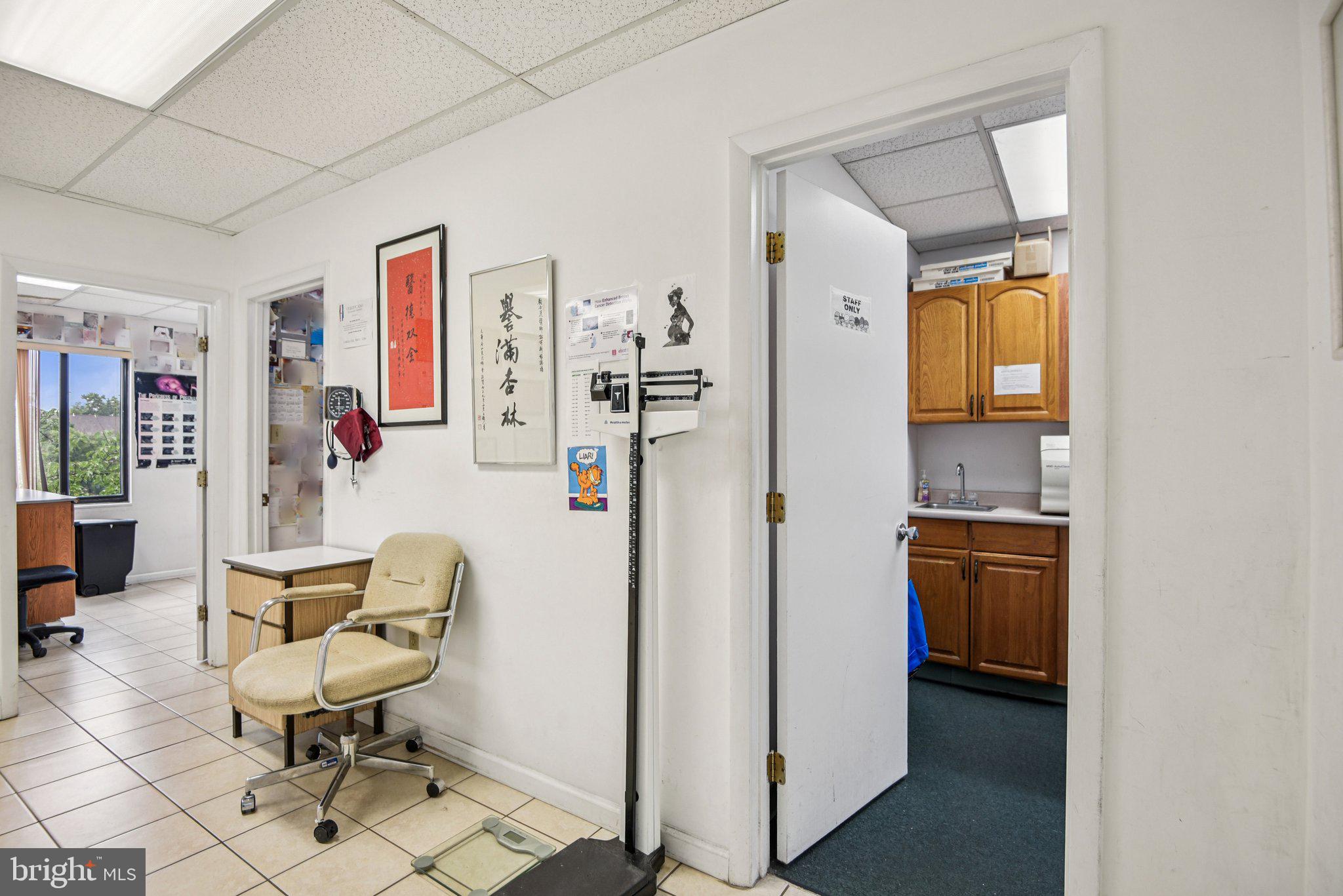 SHADY GROVE PROFESSIONAL CENTER - Commercial Sale