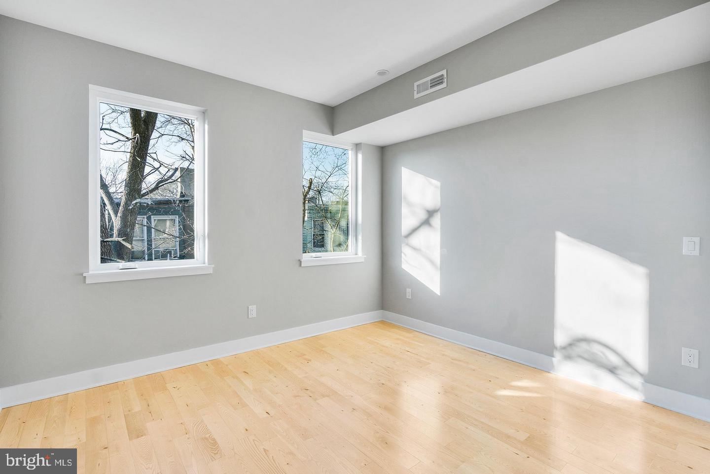 GRAYS FERRY - Residential